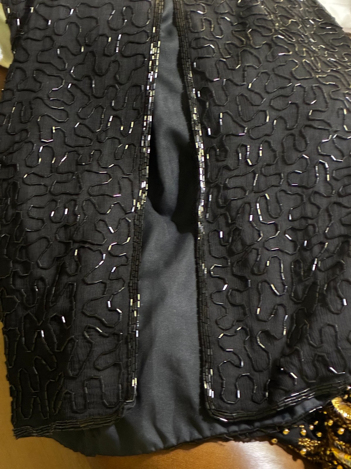 NWOT-Mark&John 100% Pure Silk Beaded Sequins Gown Slit Open Back (BlkGold)-Sz L