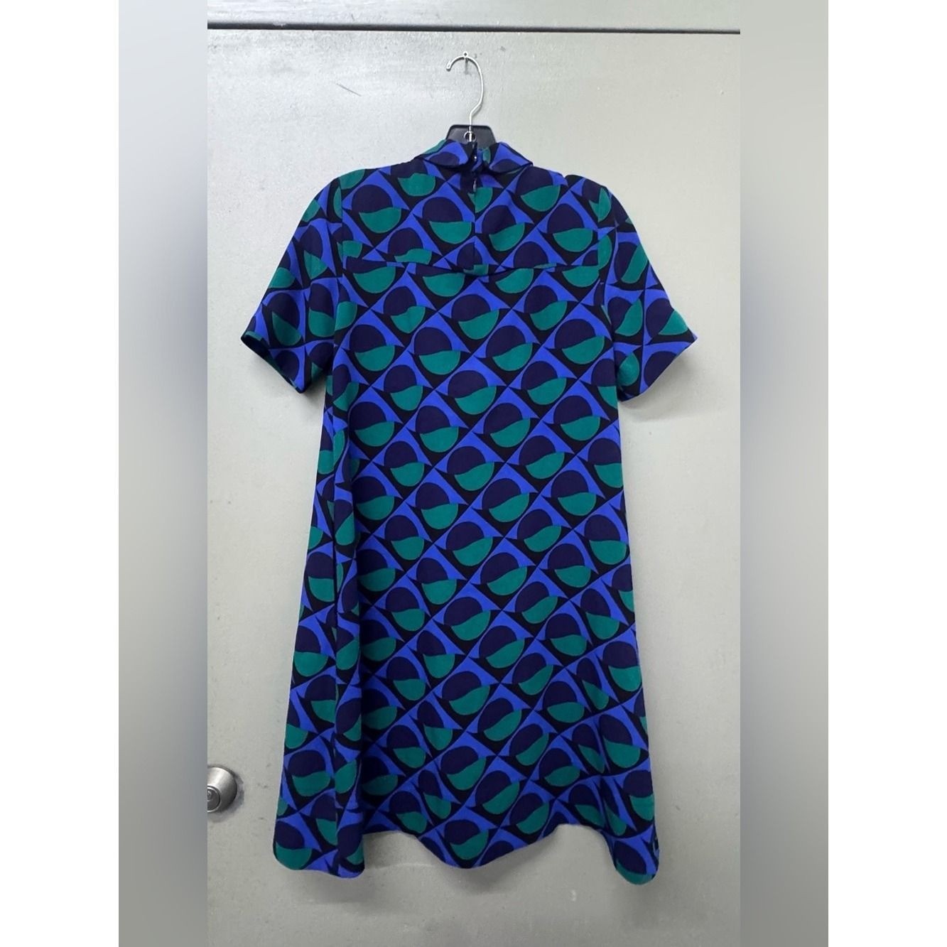 Marc by Marc Jacobs Blue Green Teal Graphic Op Art Shift Dress Woman’s size 4