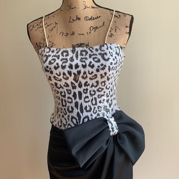 Nadine half wrap black white print dress 5 with bow at waist