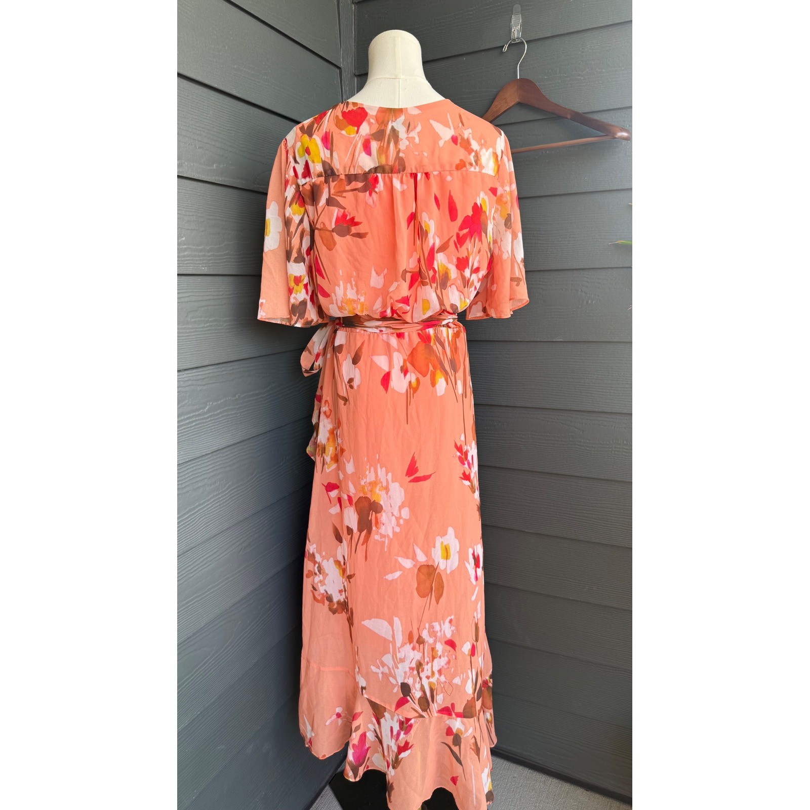 Premier Amour Floral Wrap Midi Dress Flutter Sleeve Tie Waist Peach Size 12