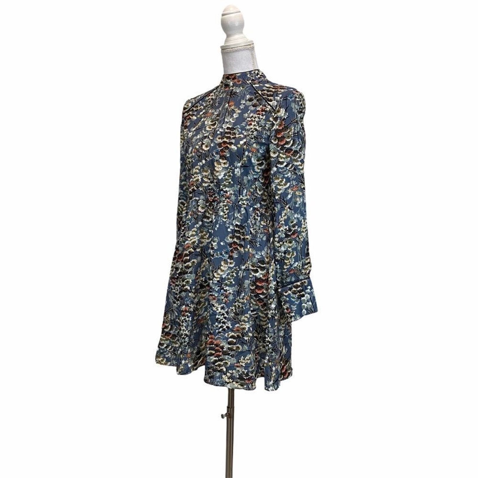 Small Floral Keyhole Front Boho Dress Casual Chic Trendy Long Sleeve Asian