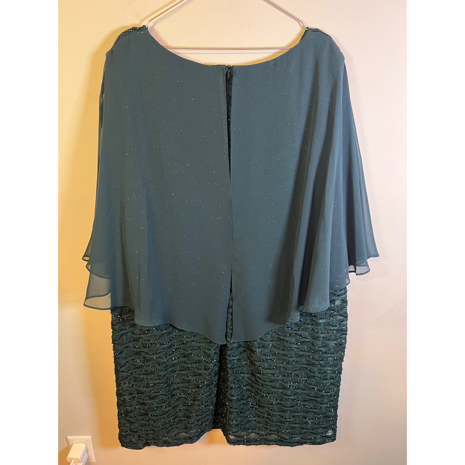 Connected Apparel Womens Dress Sequin Cape Sleeve Dark Green 22W