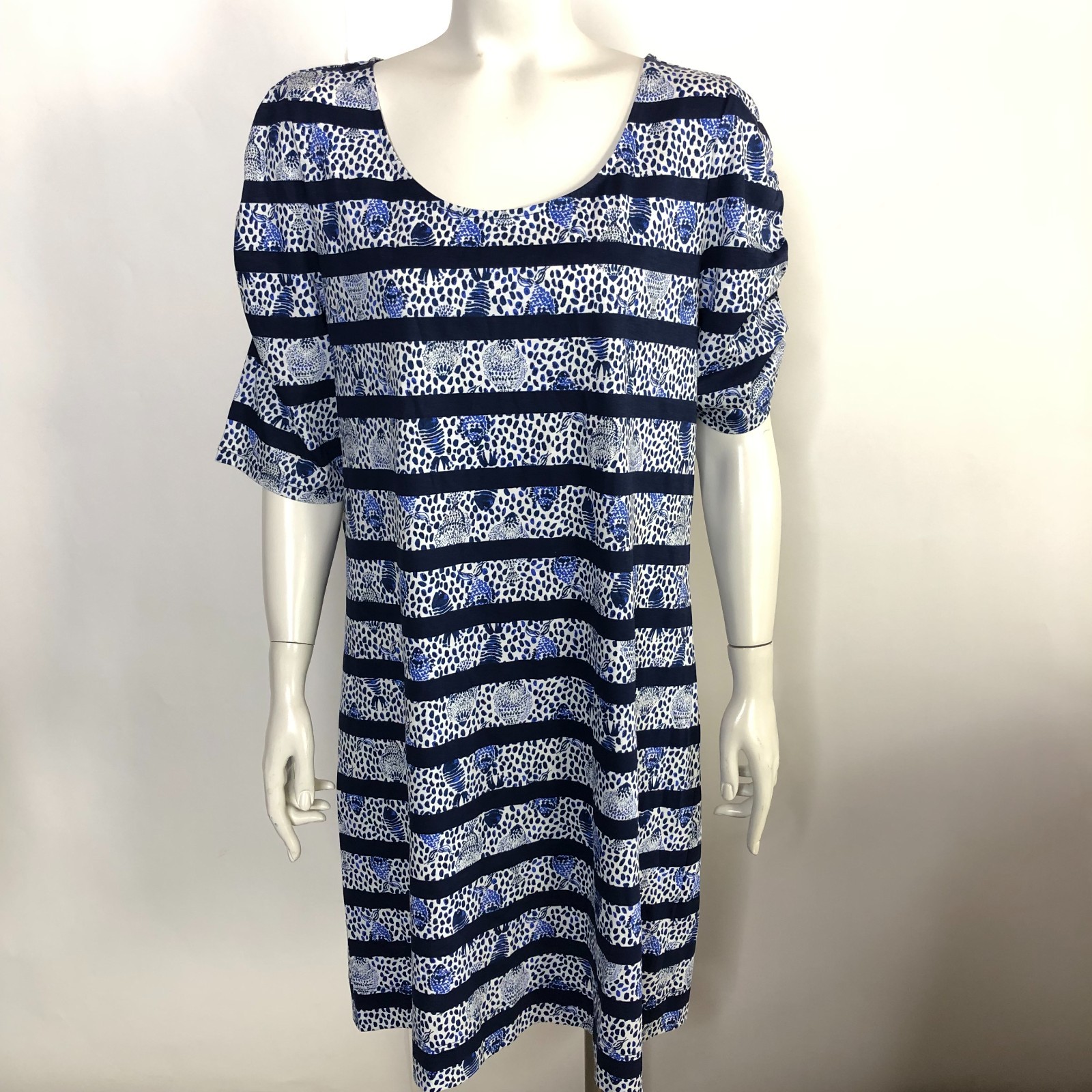 Lilly Pulitzer XL 100% Pima Cotton Above Knee T-Shirt Dress Blue All Over Print