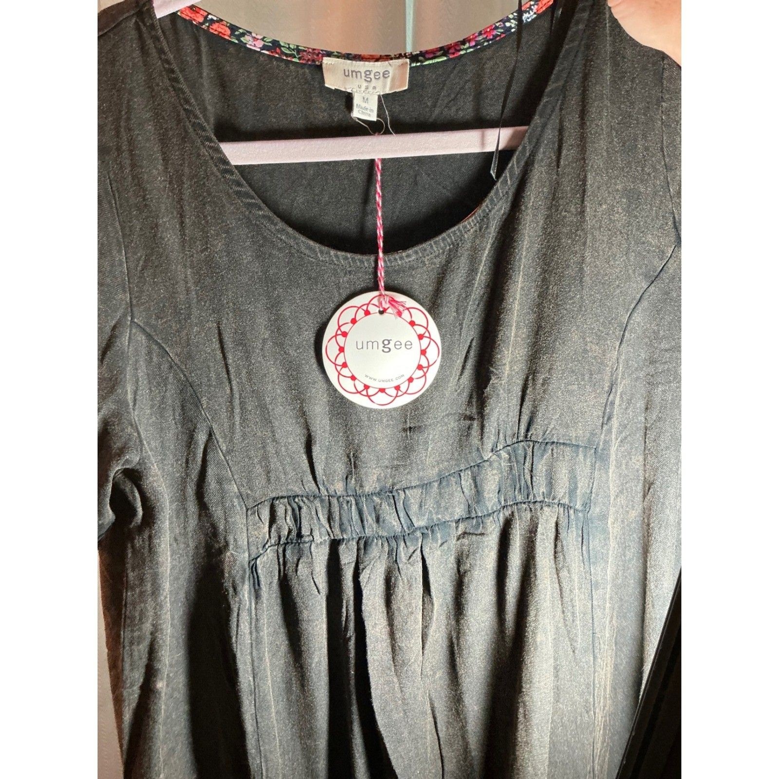 Umgee USA Gray Dress Medium Short Sleeve Frayed Hem Floral Lined Casual