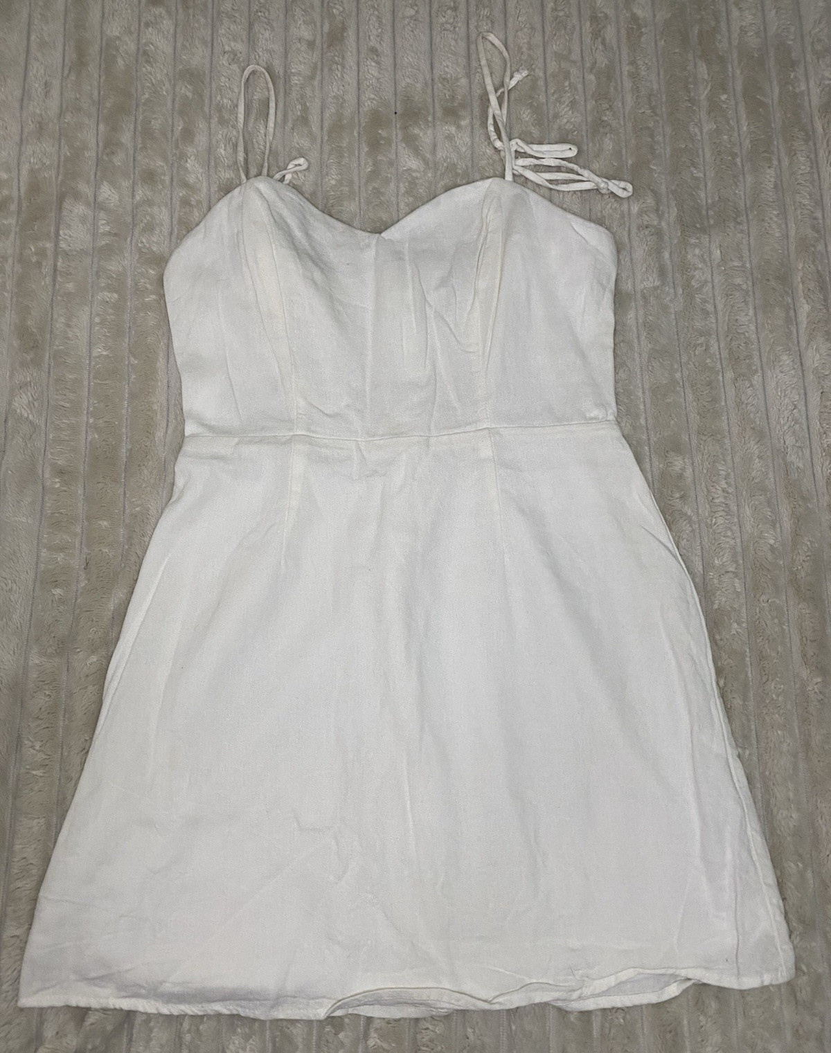francesca’s White Woven Sweetheart Sundress Smocked Lined Zip Back Tie Straps S