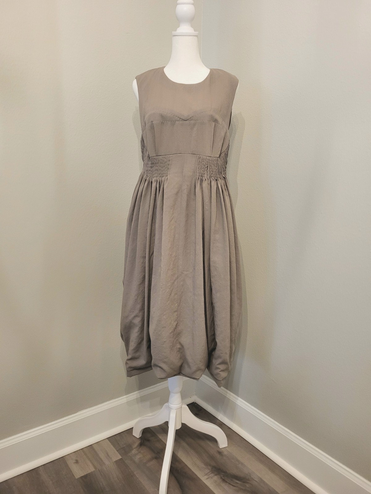 ​Chloé Fall 2006 Runway Phoebe Philo Silk Wool Bubble Dress Sz 42 IT Taupe Vtg