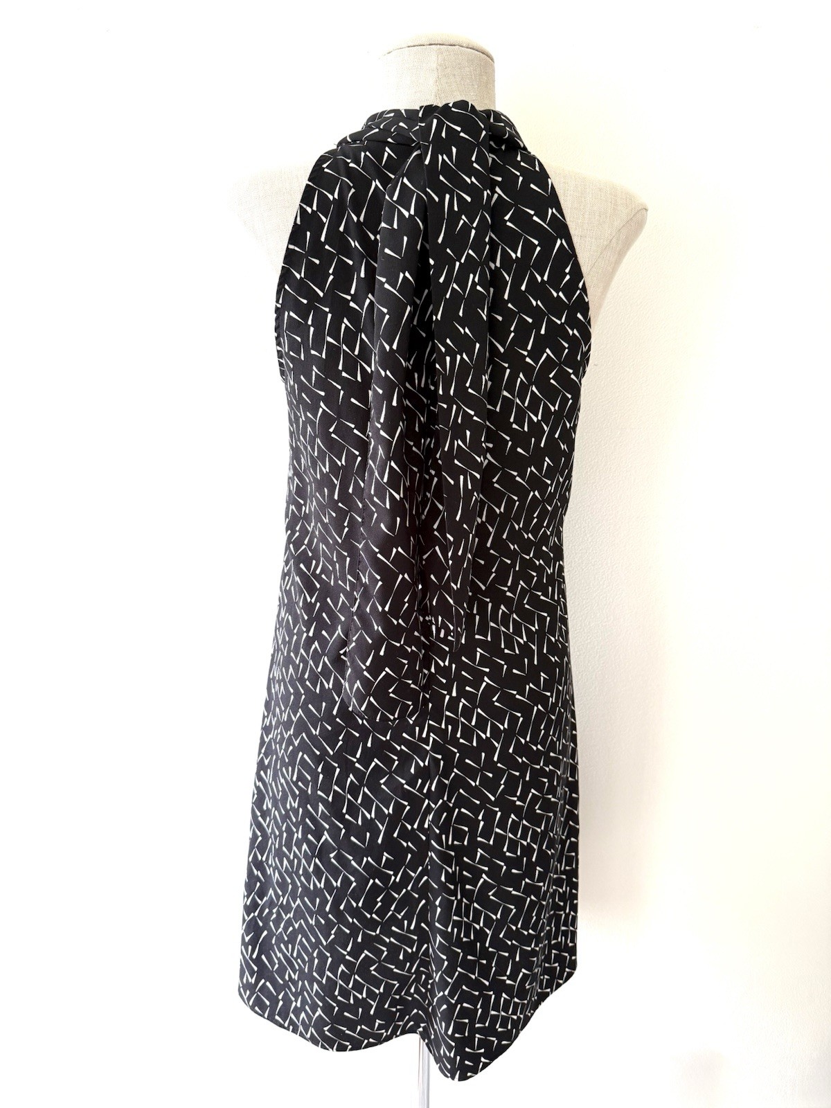 Banana Republic Black/White Geometric High Neck Sleeveless Shift Dress 4