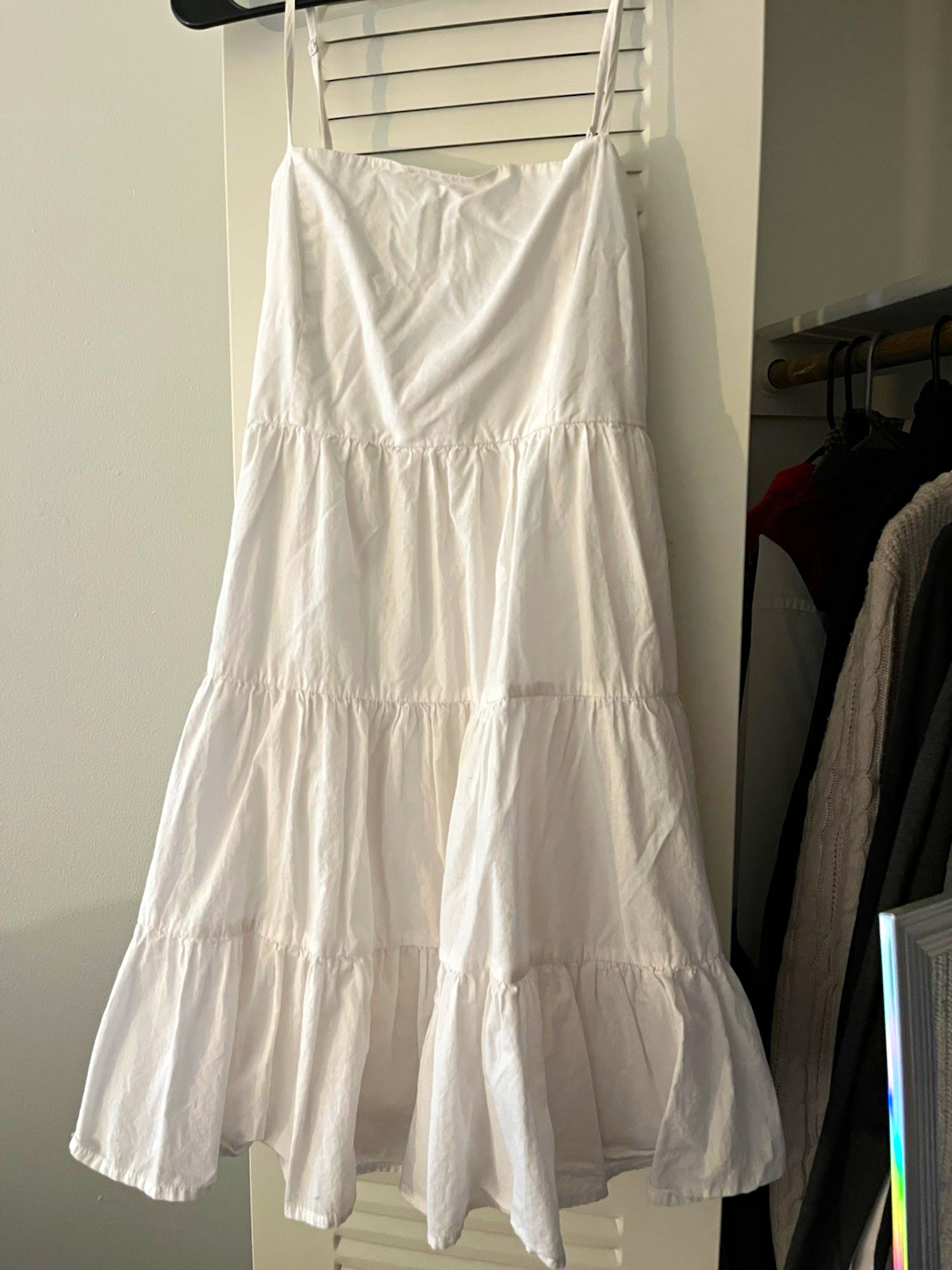 francesca’s White Solid Fit & Flare Square Neck Tiered Strappy Dress Size M