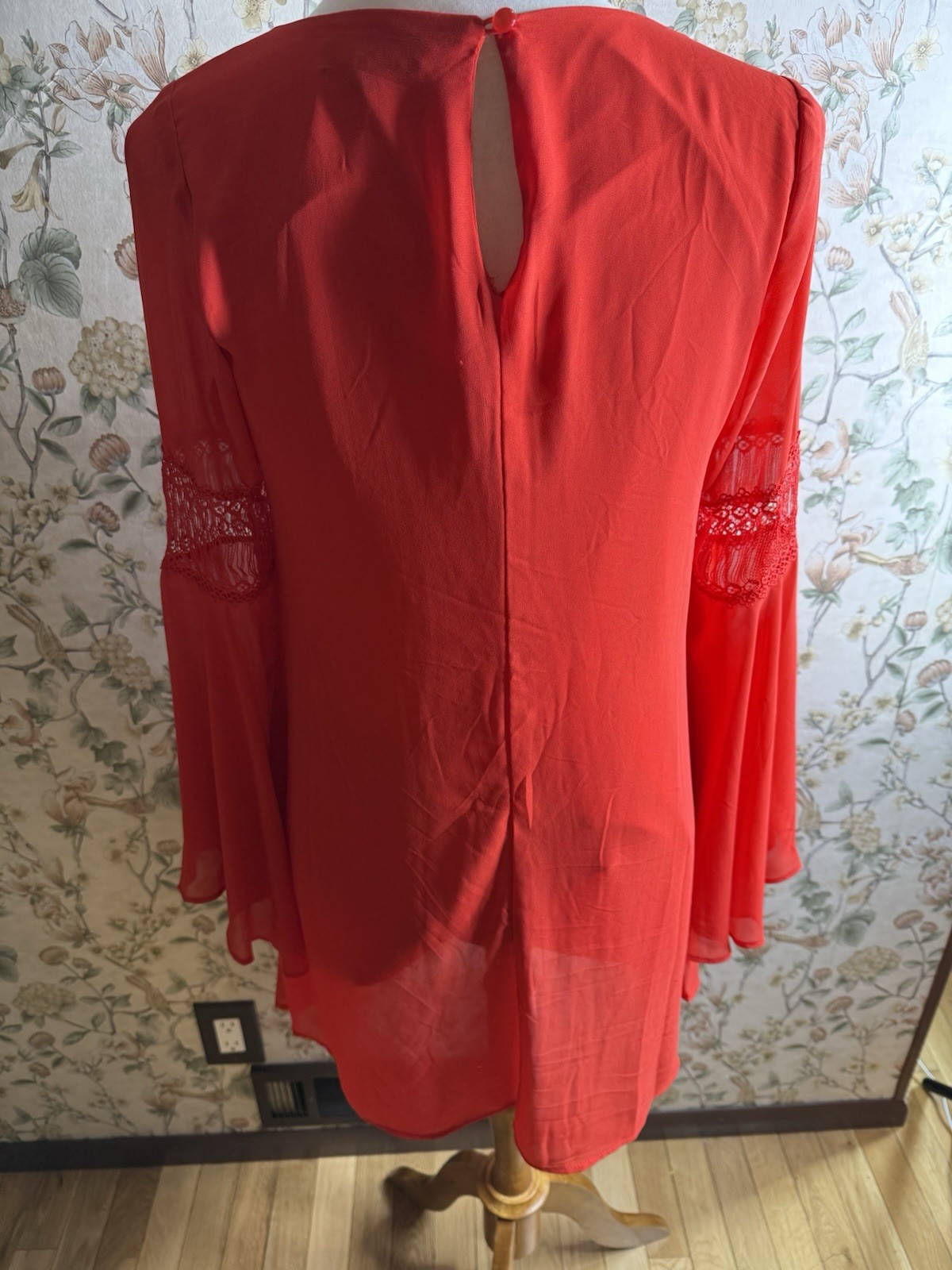 Sequin Hearts Red Dress Size Medium Bell Sleeves Lace