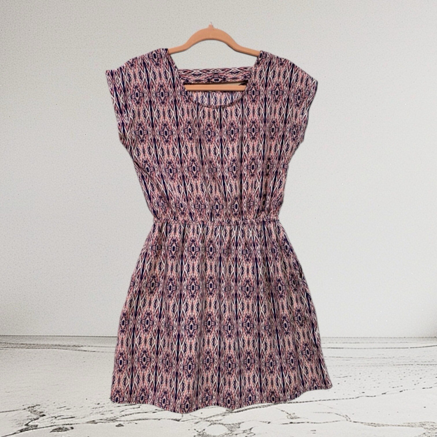Pink Republic Cut Out Back Mini Dress Juniors Small Lightweight Summer Chic