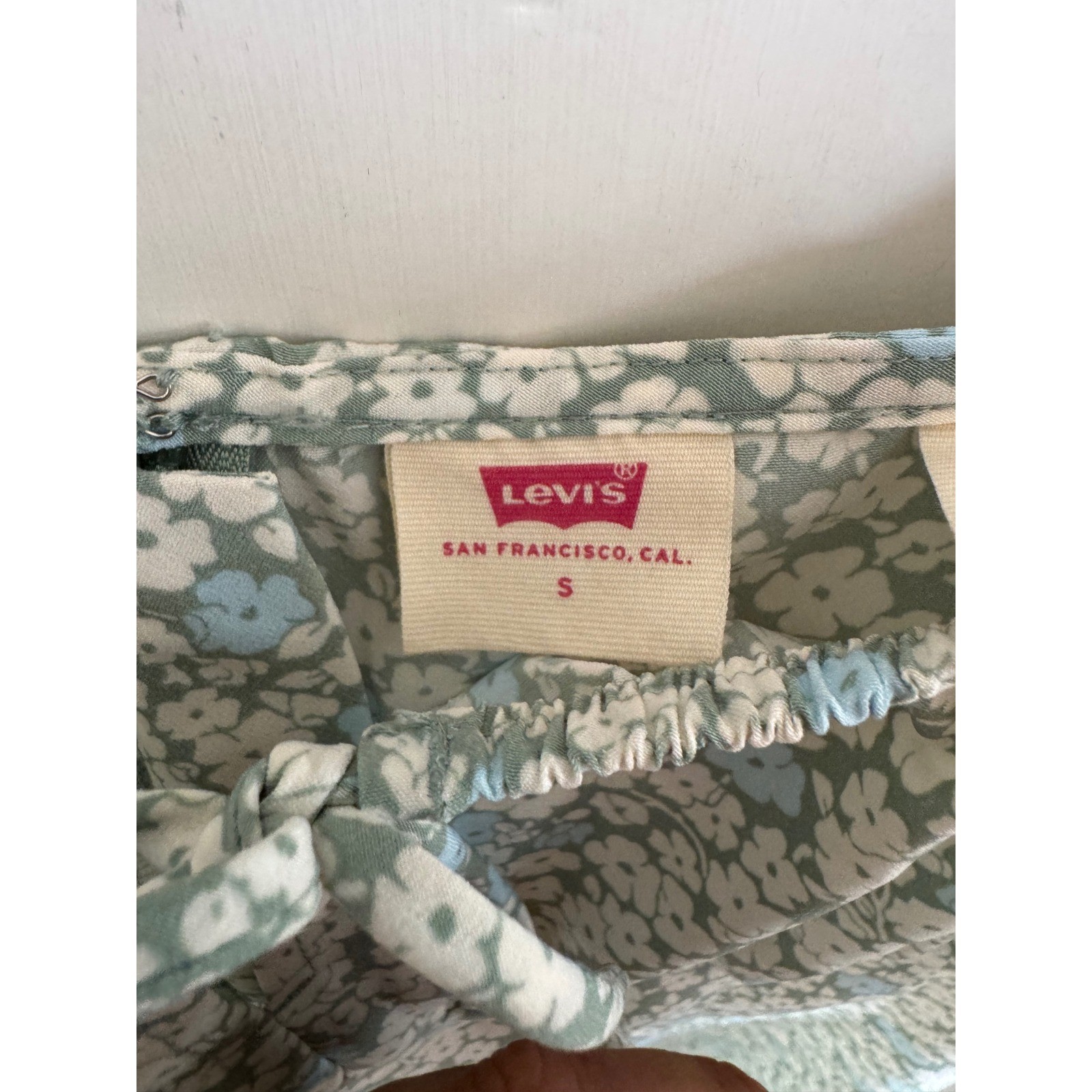NWT Levi’s Clementine floral mini dress size small