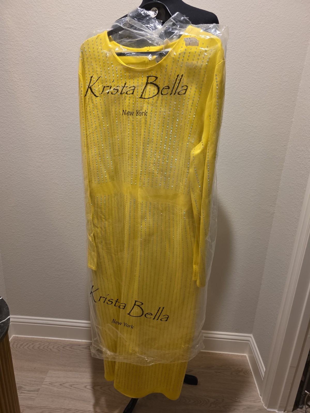 Diana Size 18 Yellow Stretchy Midi Length Evening Gown