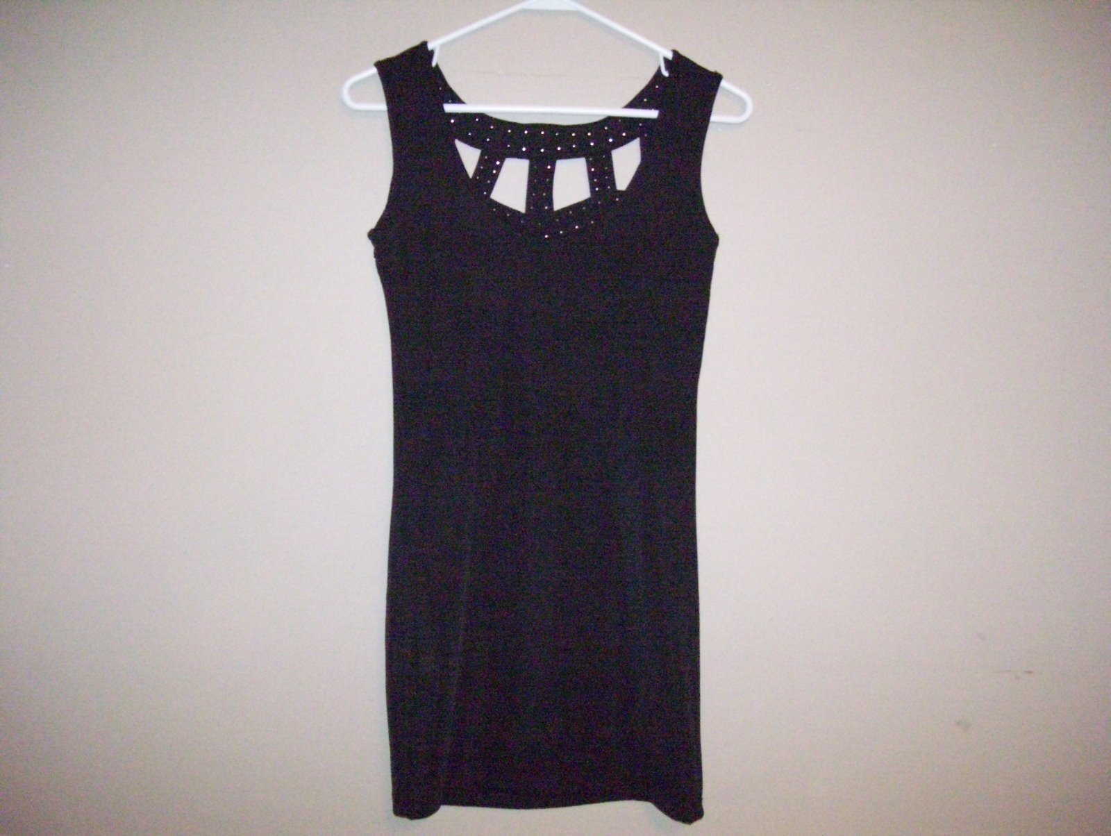 New Love Chelsey Womens Size S Black Wiggle Mini Dress Sleeveless Cut-Out Front