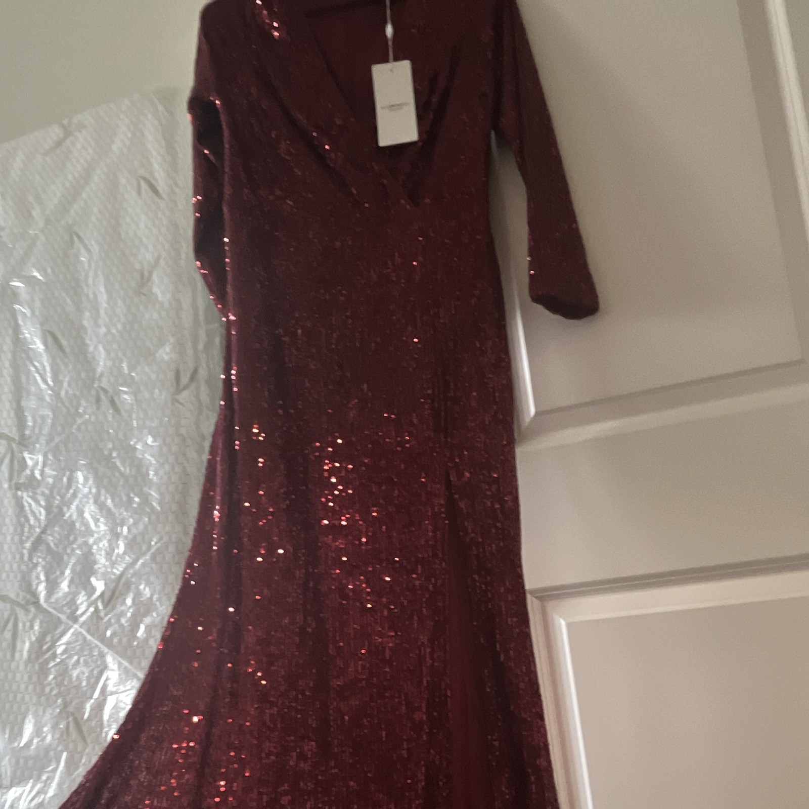 Ever-Pretty Burgundy Sequin V-Neck 3/4 Sleeve Maxi Dress Side Slit M