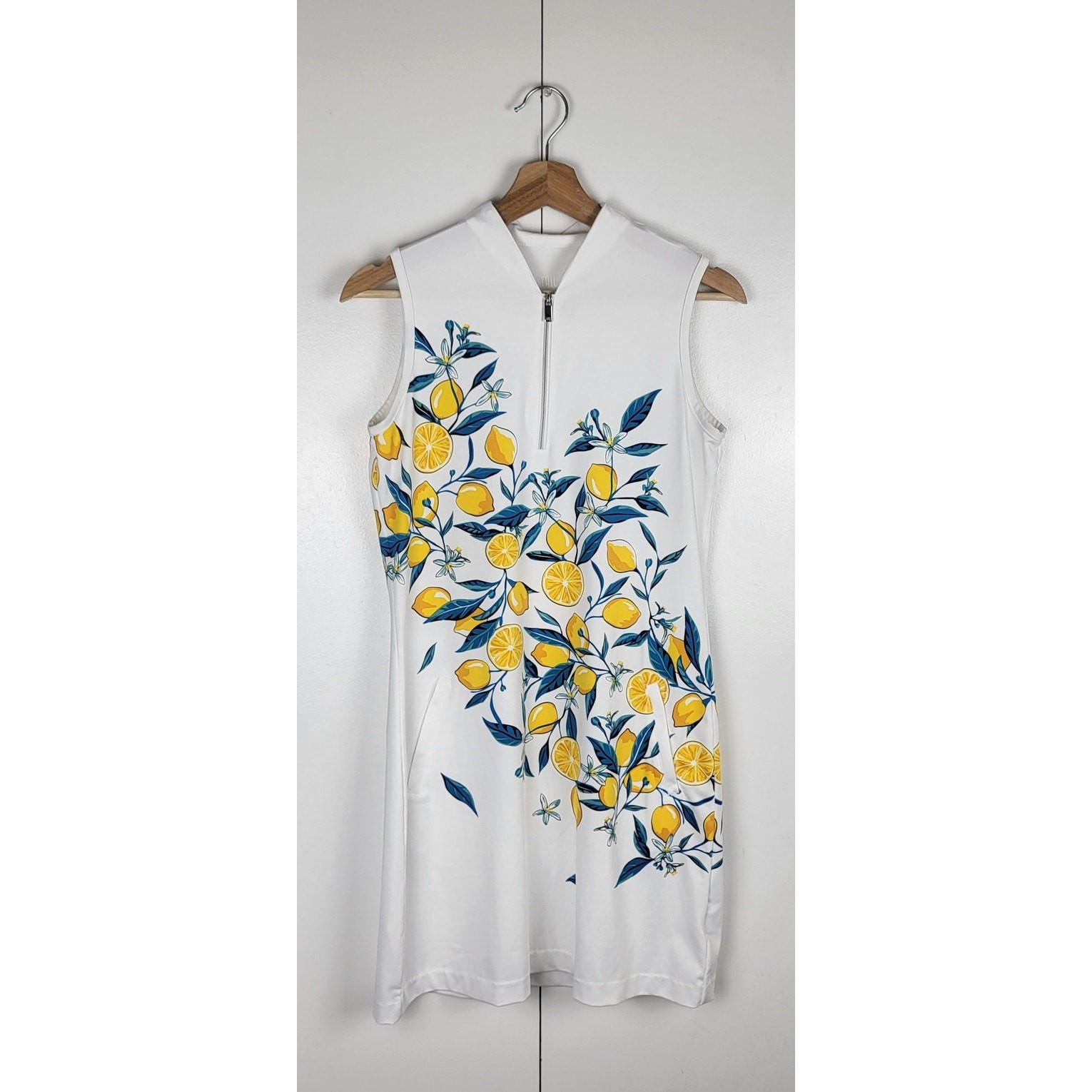 Tail Athletic Tennis Golf Dress White Quarter Zip Performance Dress Small
