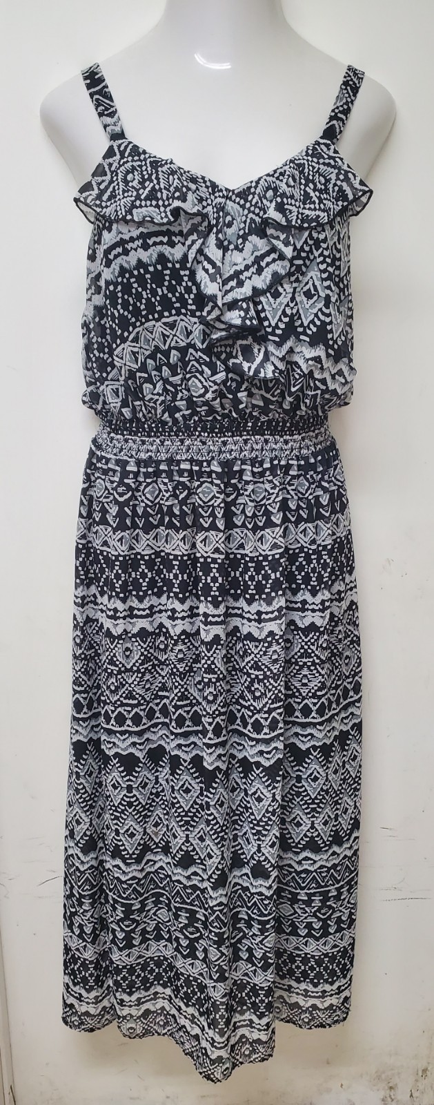 Womens Beautiful Ruffeled Front Maxi Dress Plus Size 1X 16W New