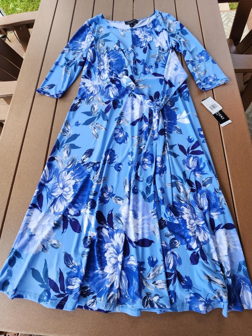 Perceptions, Large, Blue Floral Dress, NWT