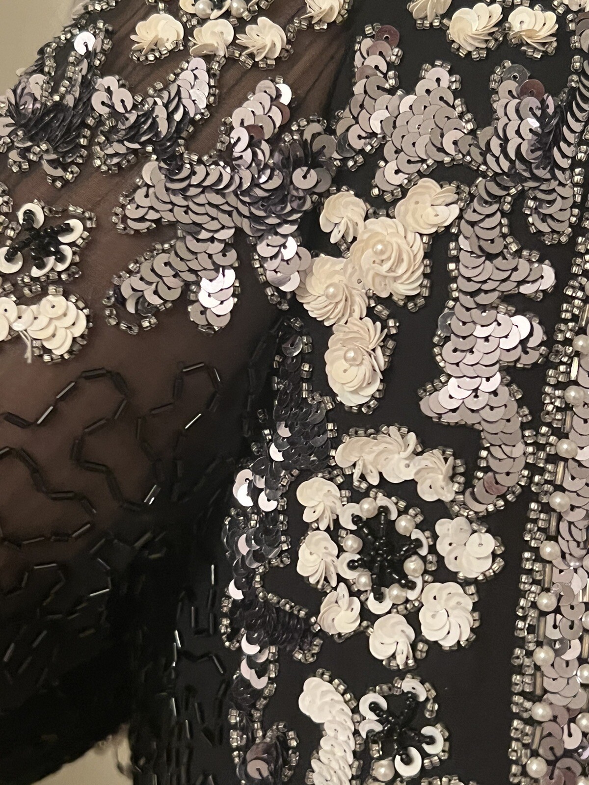 Oleg Cassini Back Tie Sequin Beaded Sz 4 DRESS White& Black