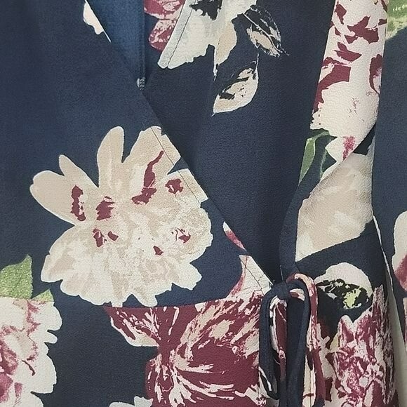 Eyeshadow Navy Burgundy & White Floral Long Sleeve Wrap Dress XL