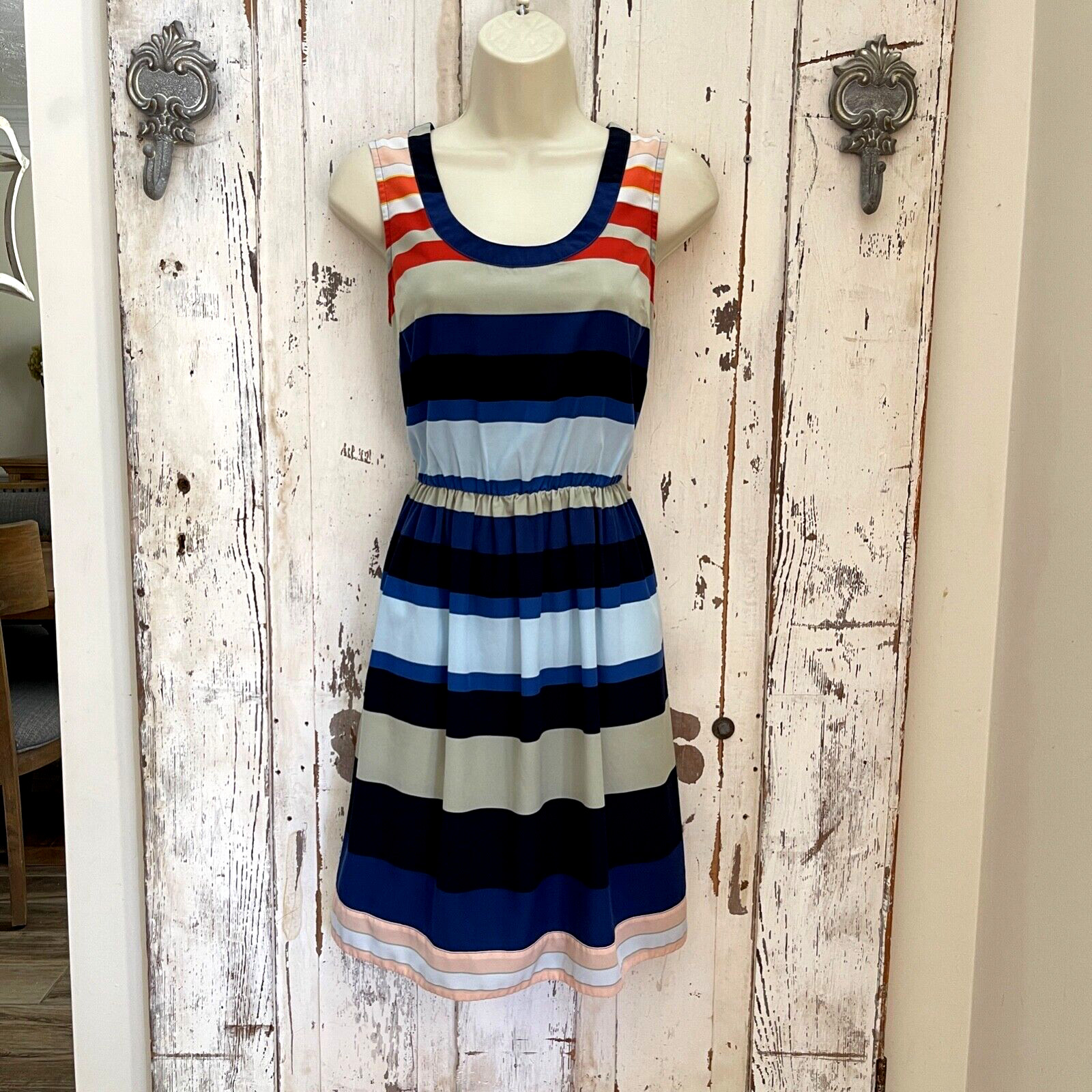 Banana Republic Size 2 Woman’s Blue Red Beige White Striped Sundress Dress