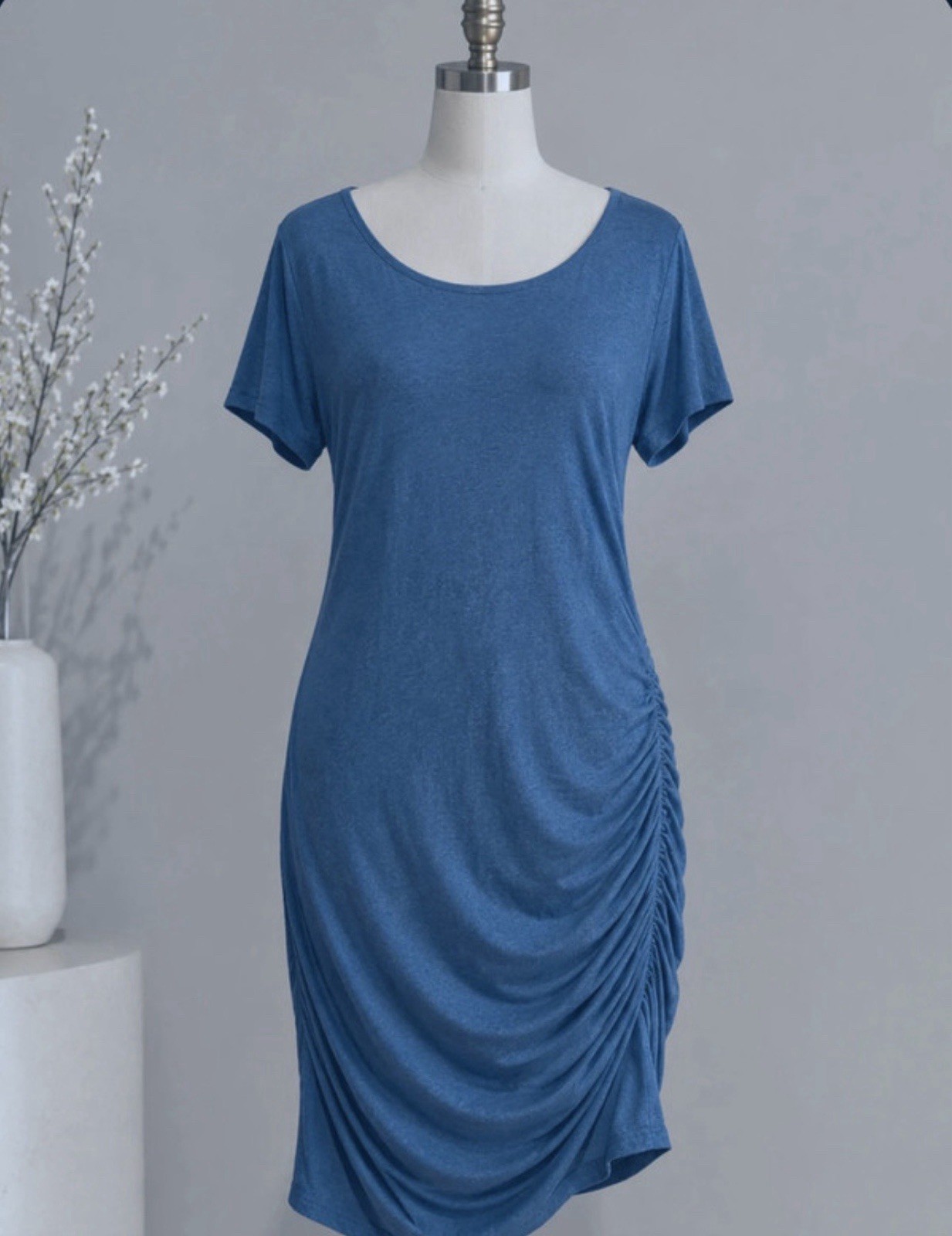 Women’s Blue Solid Ruched Stretch Knit T-Shirt Dress Round Neck Knee Length M