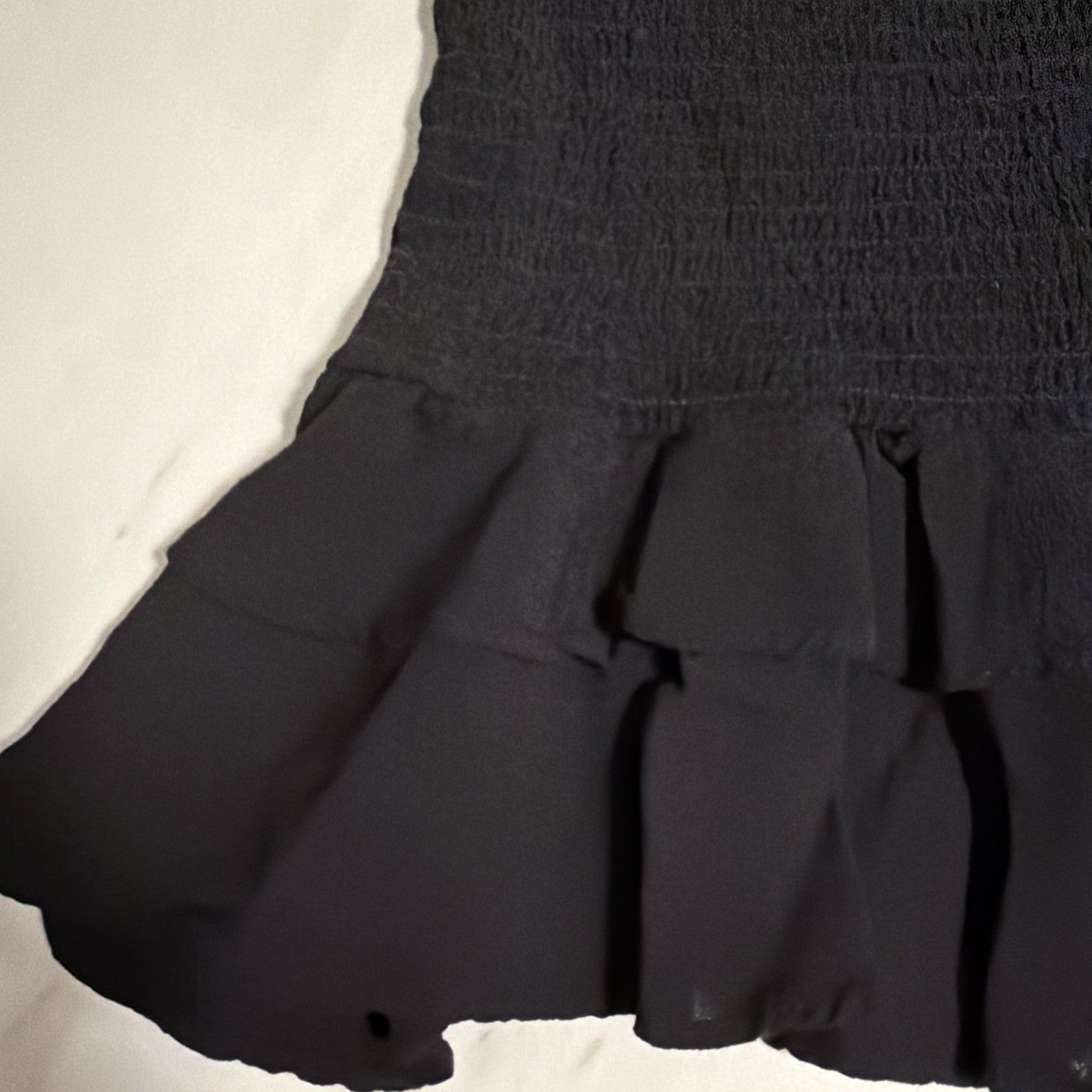 Black Ruched Layered Ruffle Dress Short Sleeve Size M Close To Knee Length