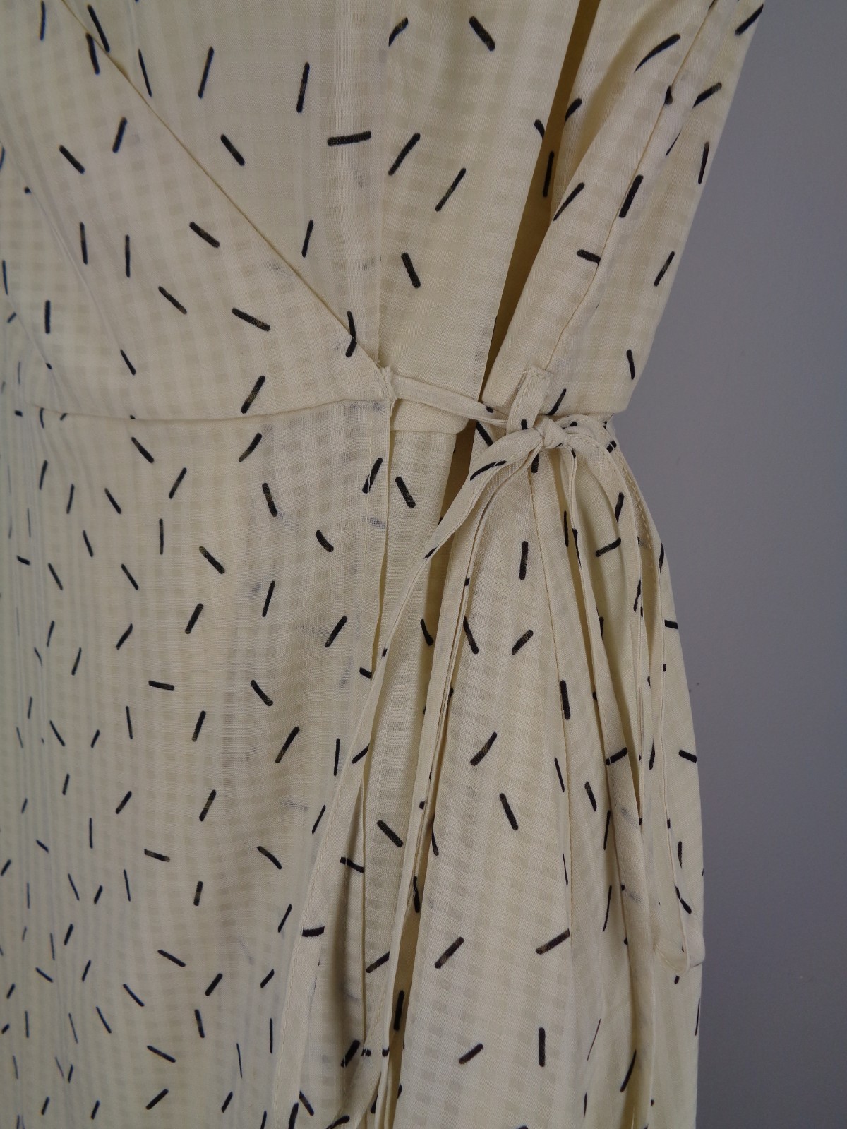Mod Ref High Low Wrap Dress Size Medium New