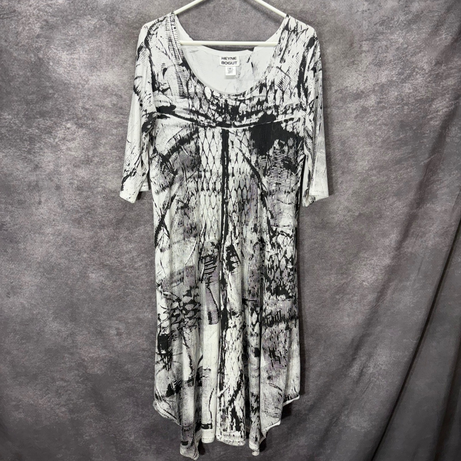 Heyne Bogut Hand Printed Abstract Asymmetric Midi Dress Size 4 Artsy Black White