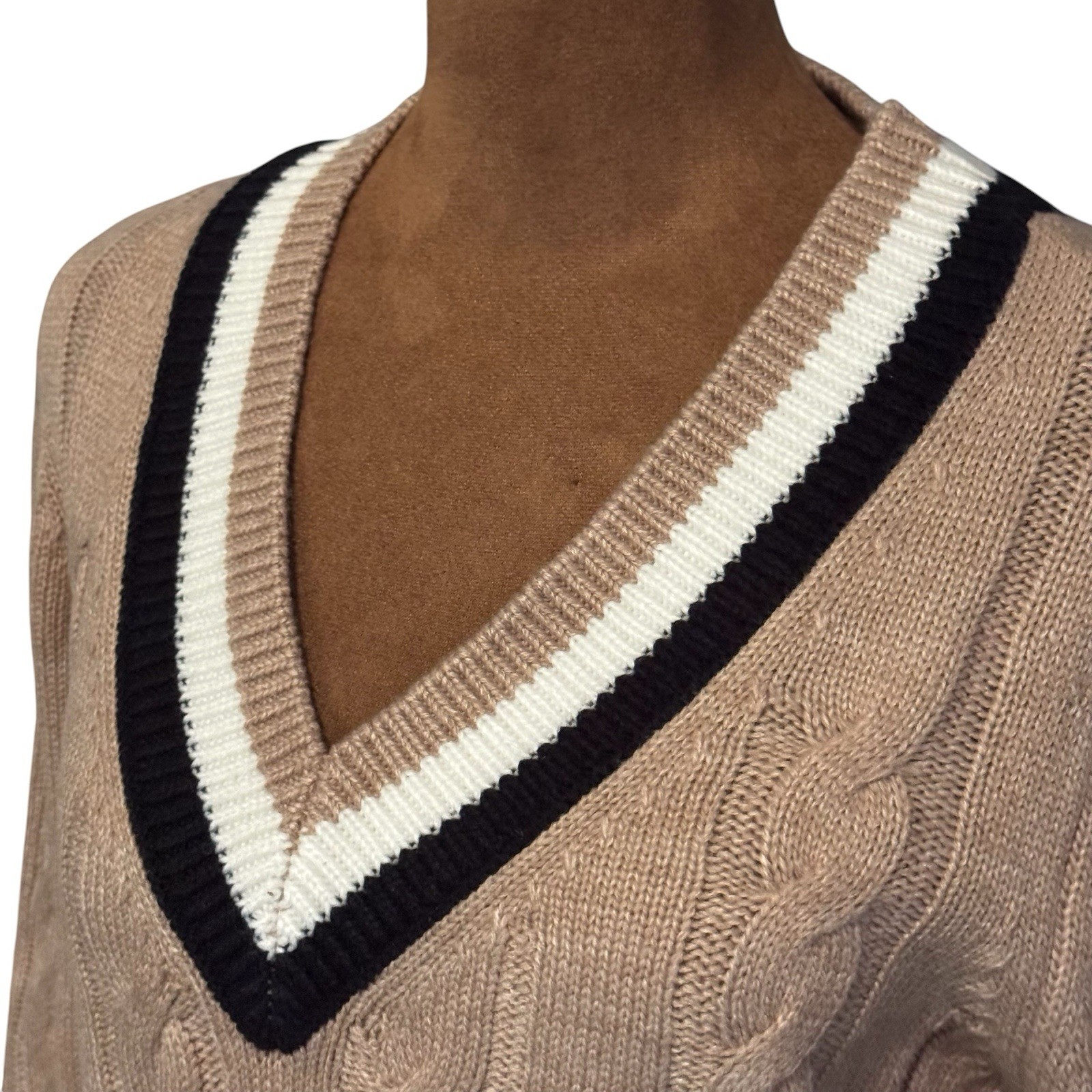 Tommy Hilfiger Chunky Cable Knit Varsity Dress M V Neck Camel Preppy Old Money