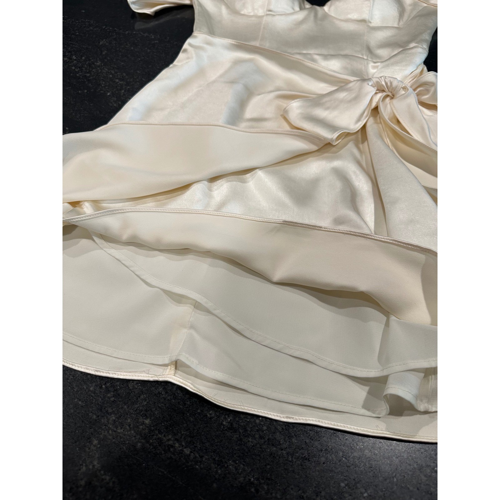 Selfie Leslie Aphrodite Satin Wrap Dress S Angel Sleeve Ivory NWT