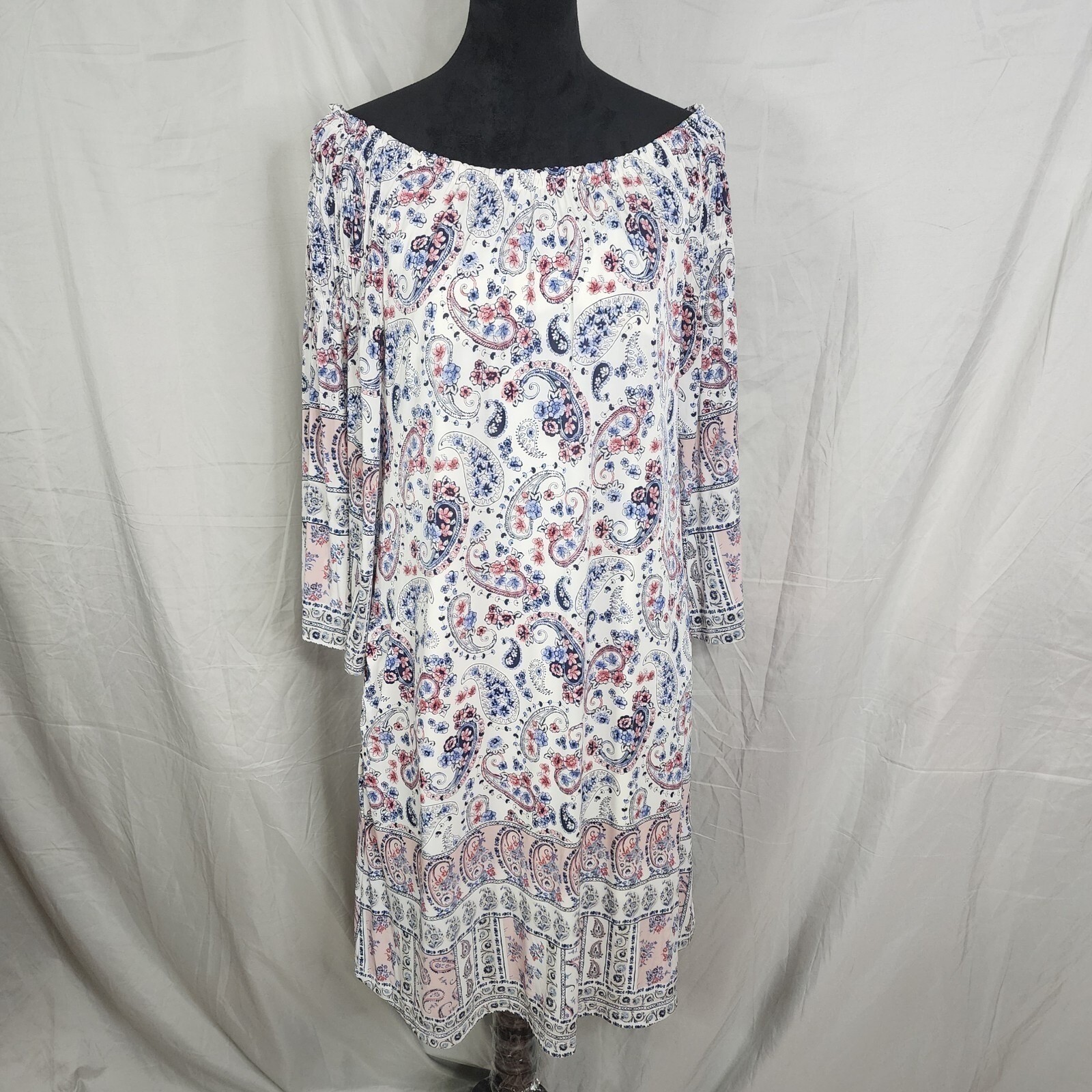 CATO Size Medium Pink Blue Paisley Smocked Off Shoulder Lined Shift Dress Pocket