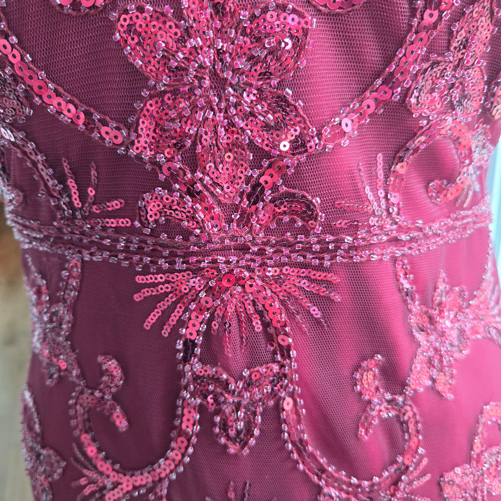 Burgundy Sequined Net Over Lining Mermaid Formal Maxi Prom Sz Small / Medium
