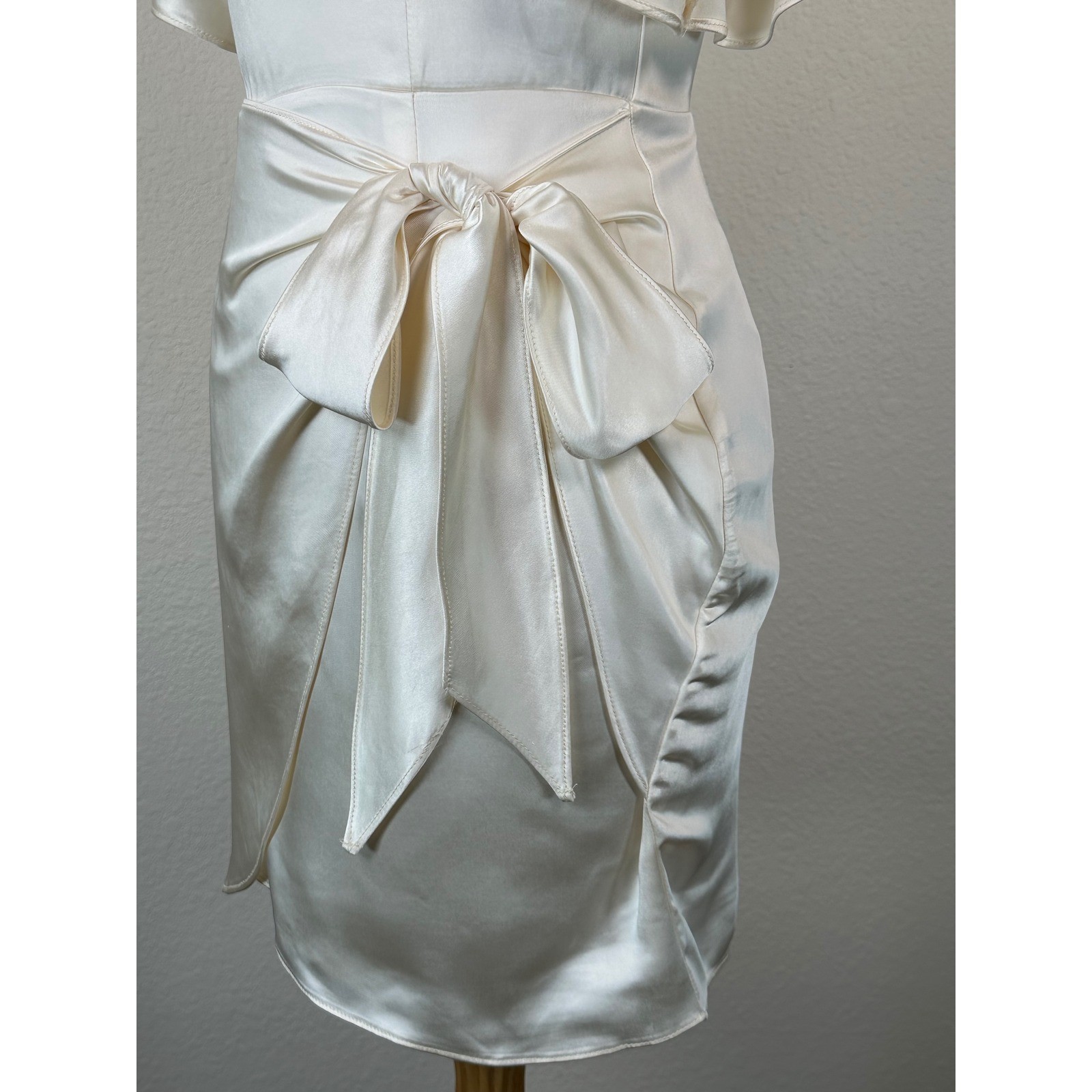 Selfie Leslie Aphrodite Satin Wrap Dress S Angel Sleeve Ivory NWT