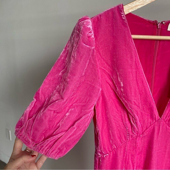 $565 NWT Rhode Pink Ester V-Neck Puff Sleeve Velvet Dress in Jaipur #2 Sz 2