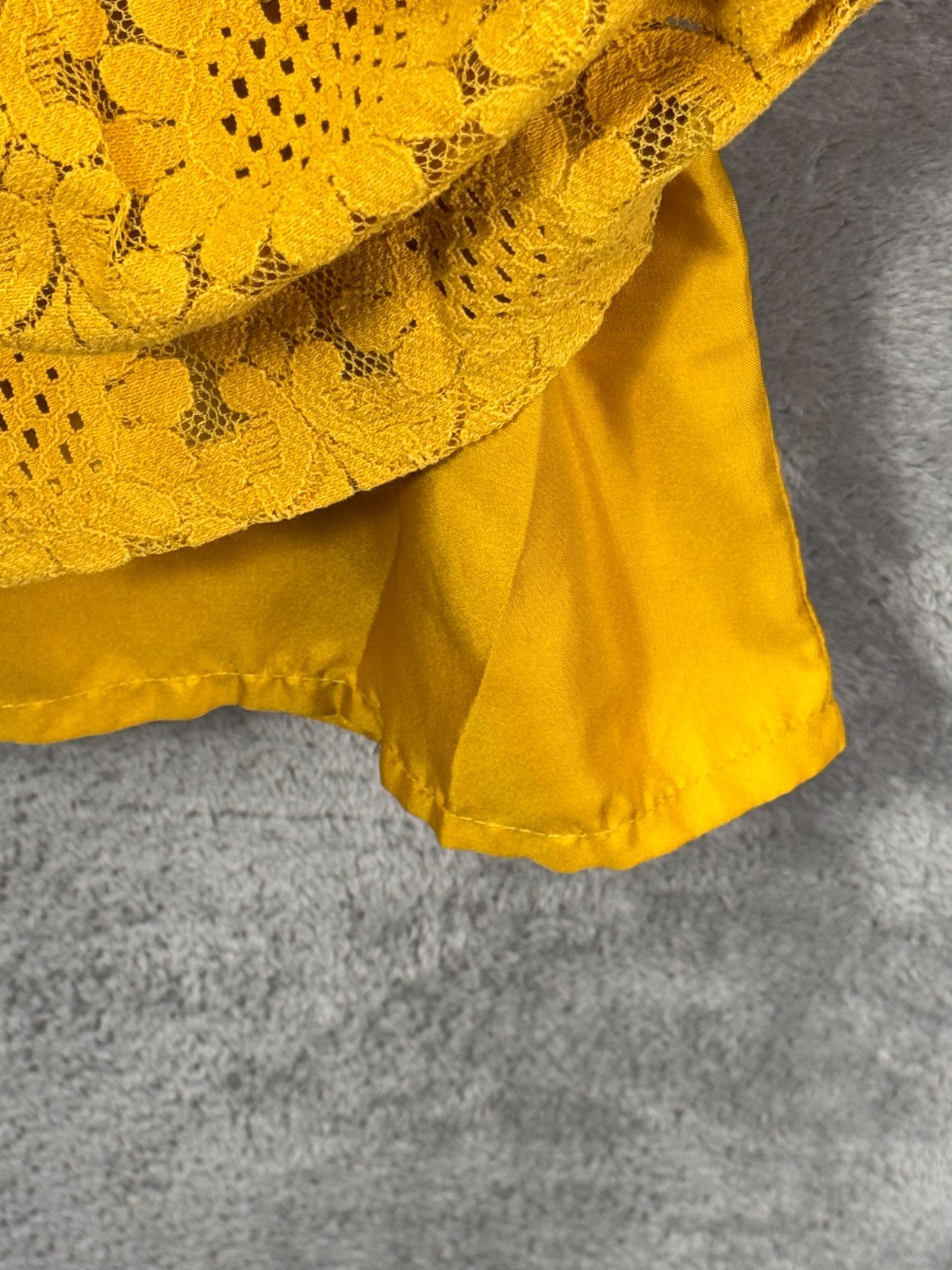 Forever 21 Crochet Floral Lace Mini Shift Dress S Yellow Boho Western Festival