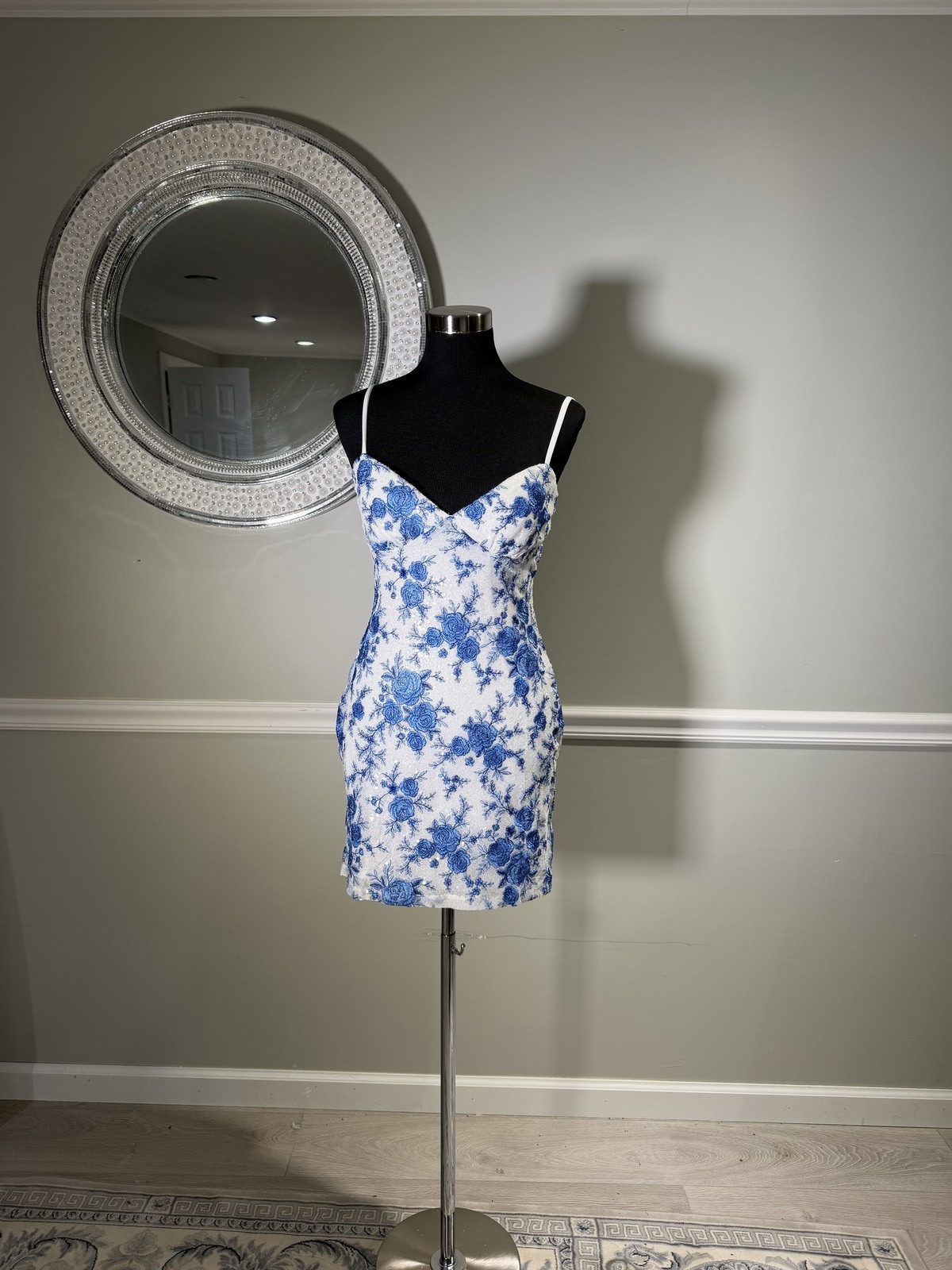 Blue White Floral Rose Sleeveless Lace Up Back Bodycon Mini Party Dress