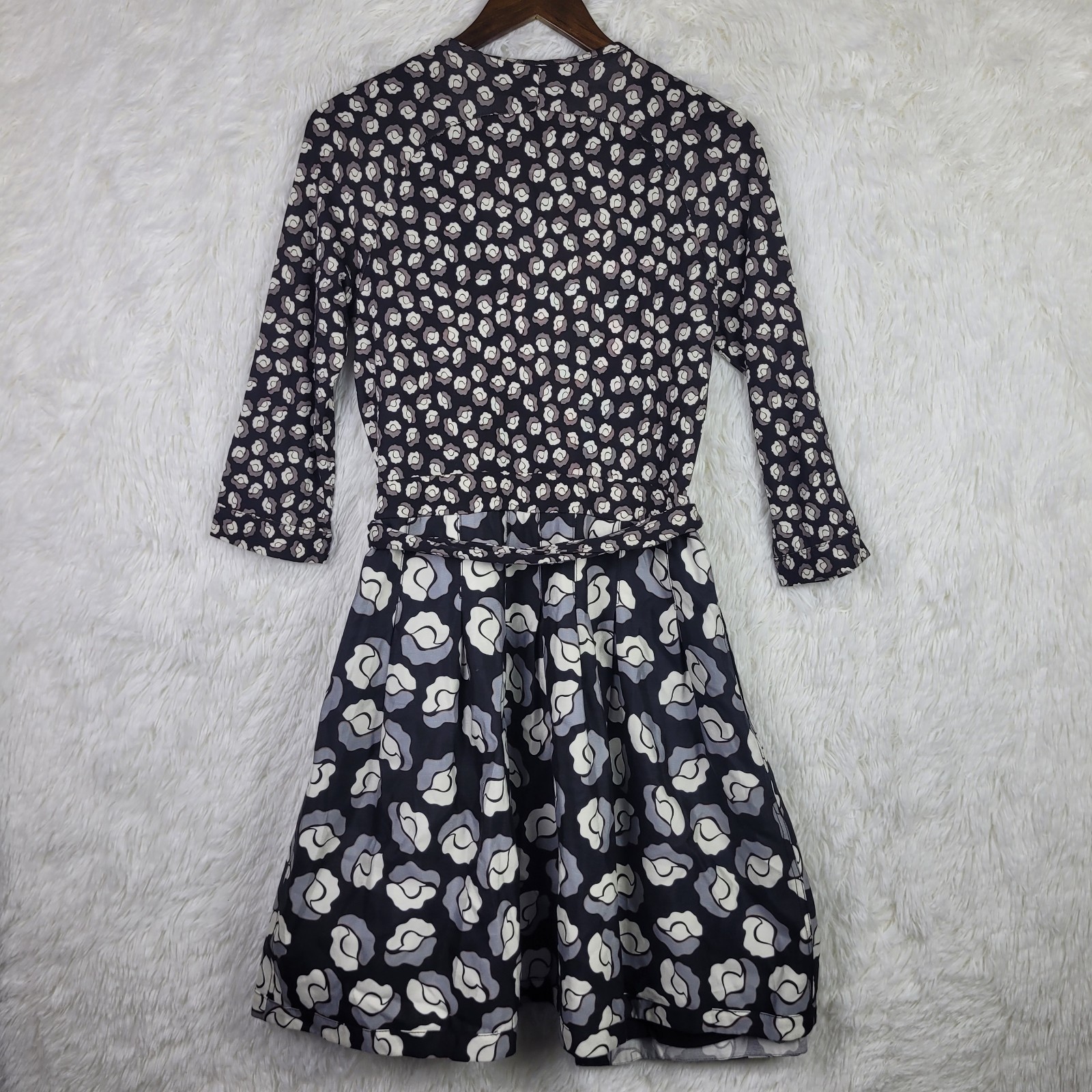 NWT DVF Sz 12 Ballet Rose Floral Silk Blend Knee Length Wrap Dress Classic