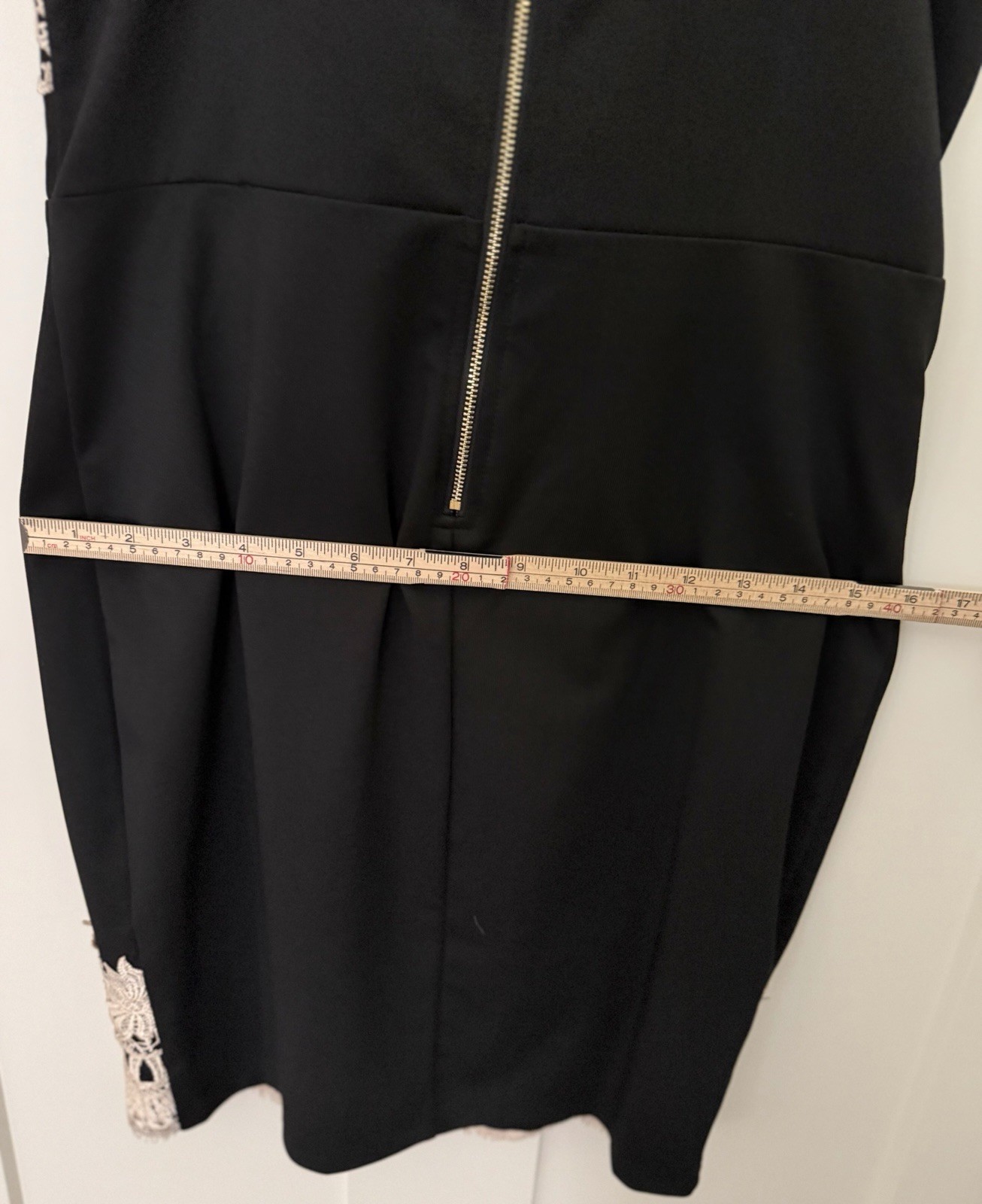 Forever 21+ Black/Nude Sweetheart Bodycon Dress 0X Strappy Lace Trim Zip