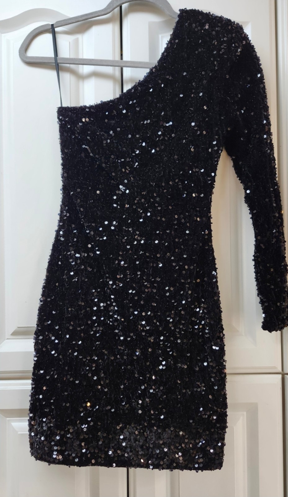 Love & Lemonade Black Sequin One Shoulder Long Sleeve Bodycon Mini Dress M