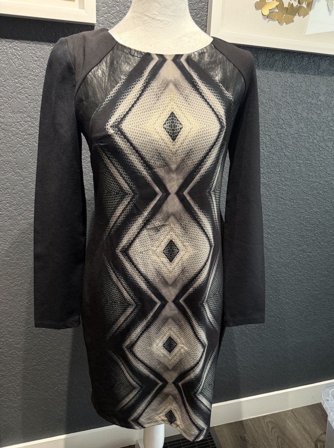Javier Simorra Dress Womens 2 Black Leather Detail 3/4 Sleeve With Pattern