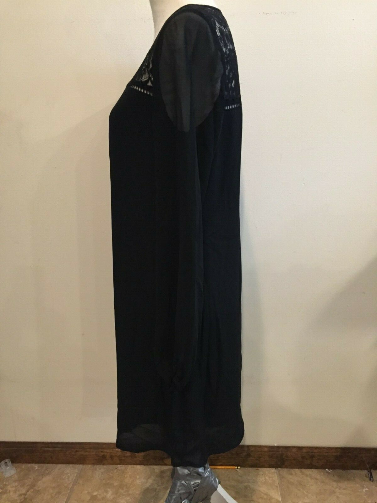 Decree Dress Medium Black lined Black Lace top Sheer sleeves tag $52, NWT