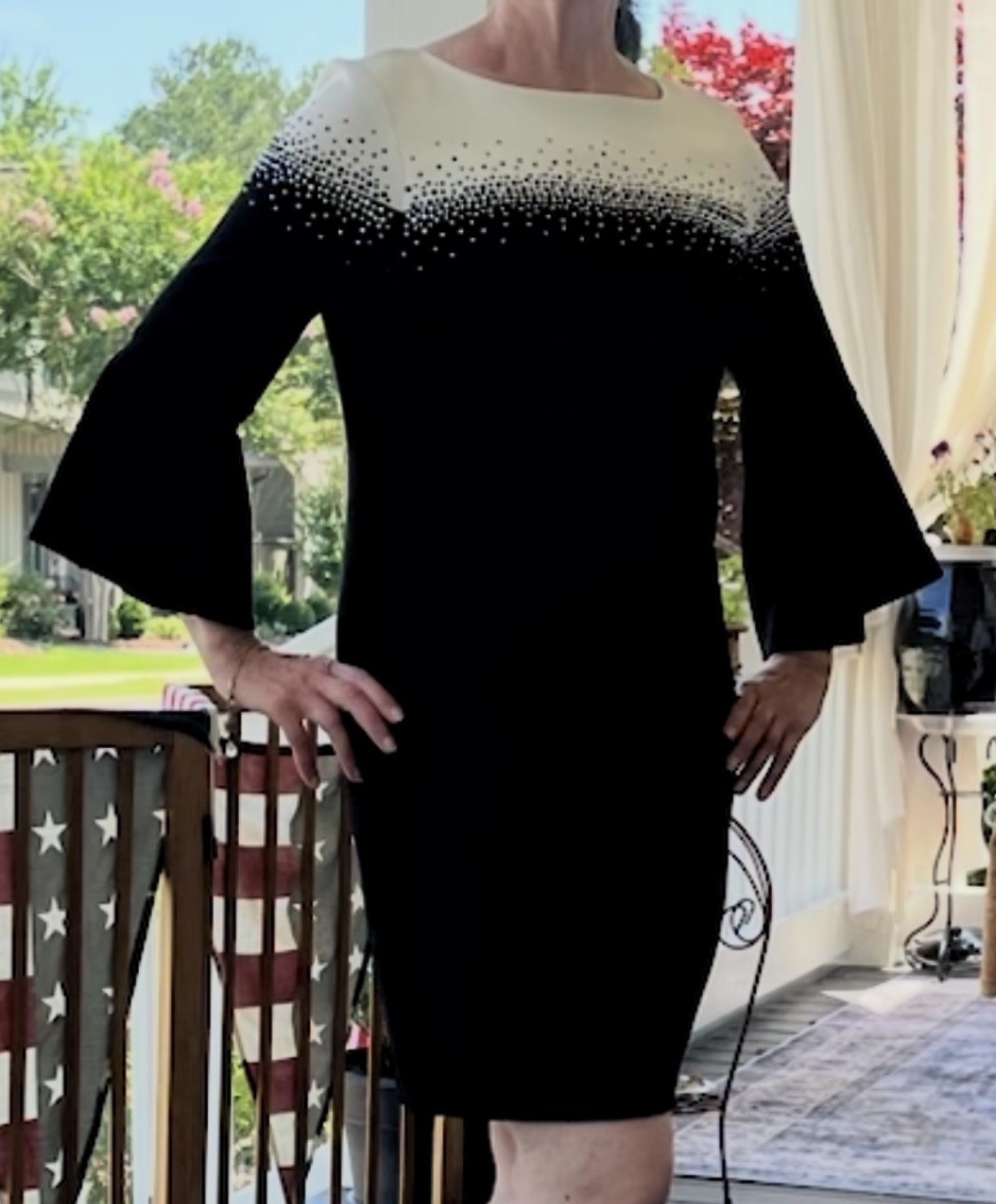 NWT Jessica Howard Women’s Black White 3/4 Bell Sleeve Sequin Sheath Dress 10P