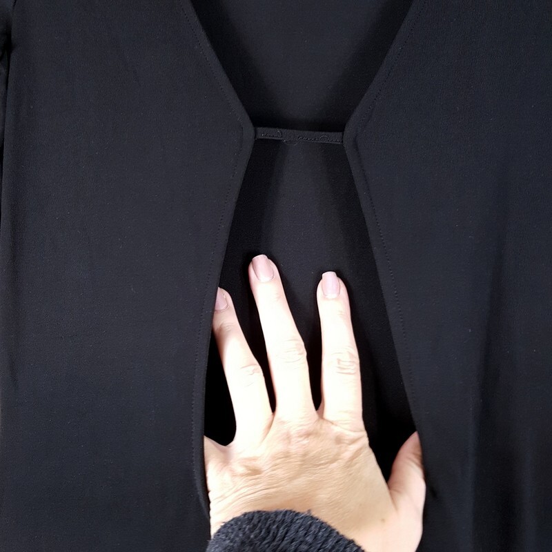 WEWOREWHAT Dress Womens XS Black Pullover Long Sleeve Cut Out Maxi Stretch $148