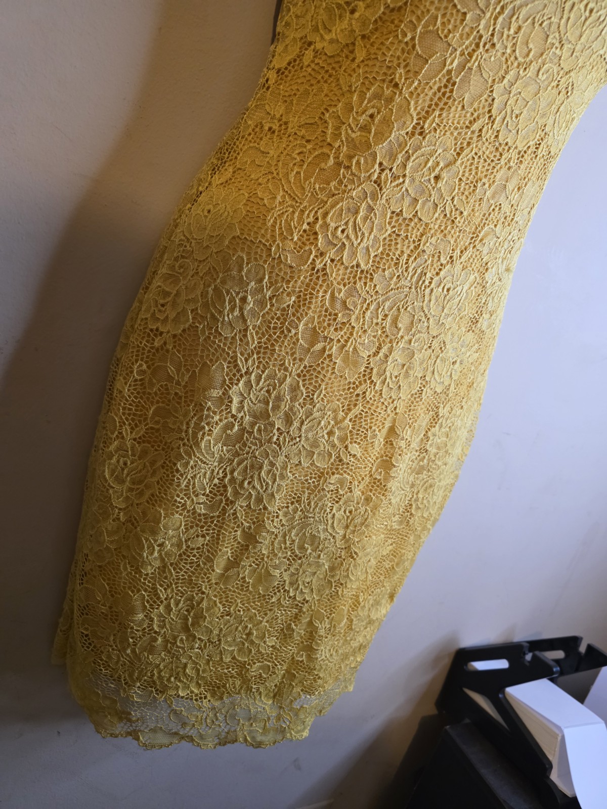Windsor, Yellow Spaghetti Straps Maxi Dress Above to At Knee NWT Size Small