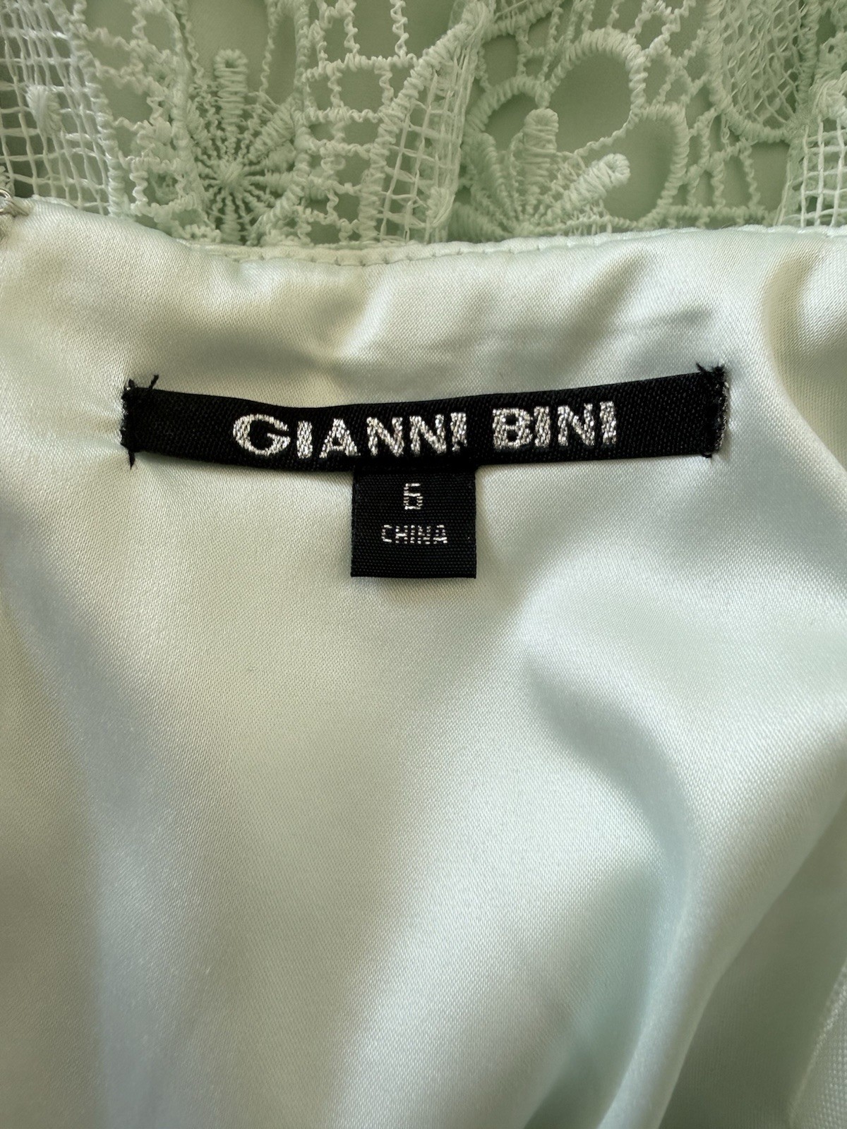 NWT Gianni Bini Jillian Mint Green Lace Overlay Dress Size 6 Spaghetti Strap