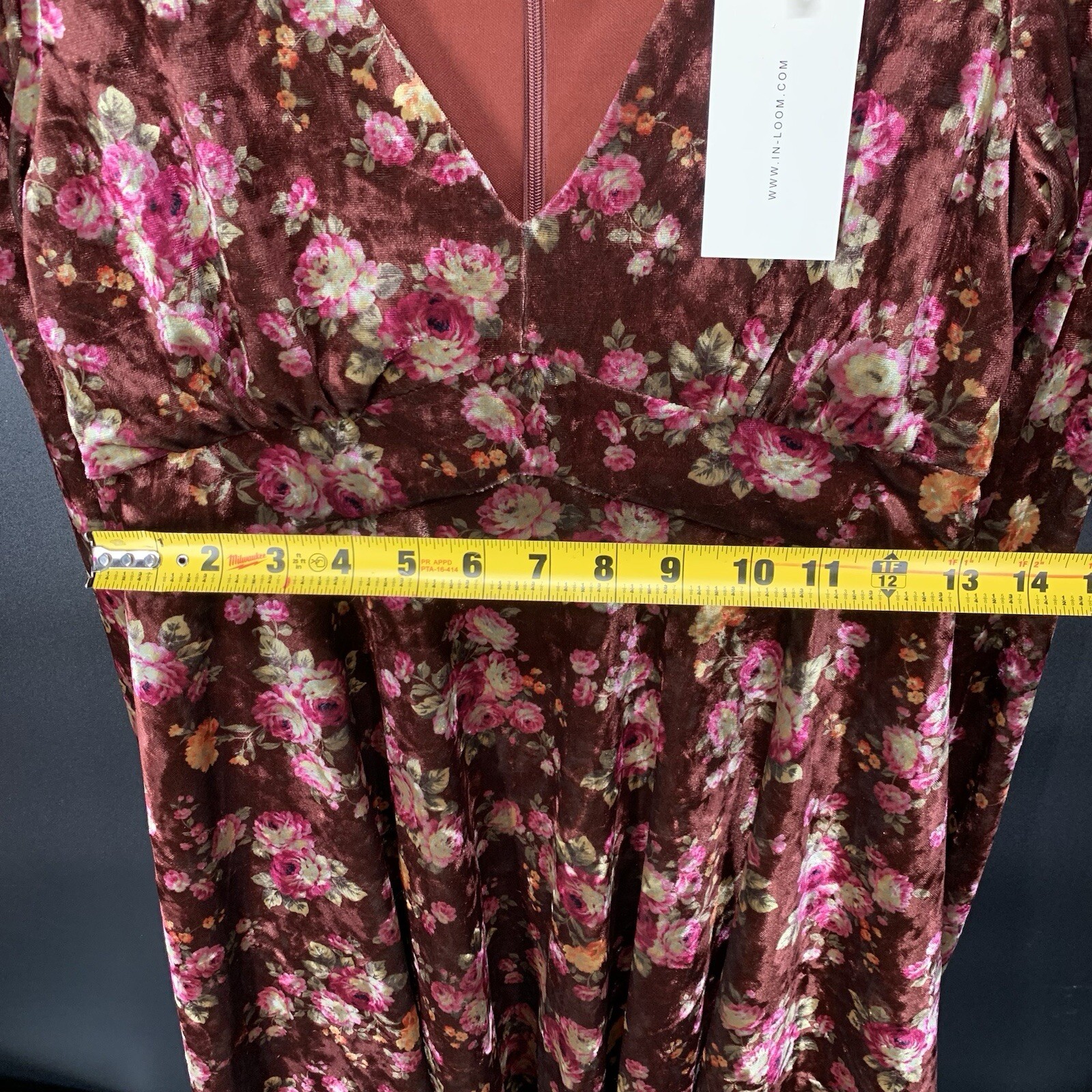 In-Loom Brown Velvet Rose Pattern V-Neck Long Sleeve Dress Women Size Small. E6