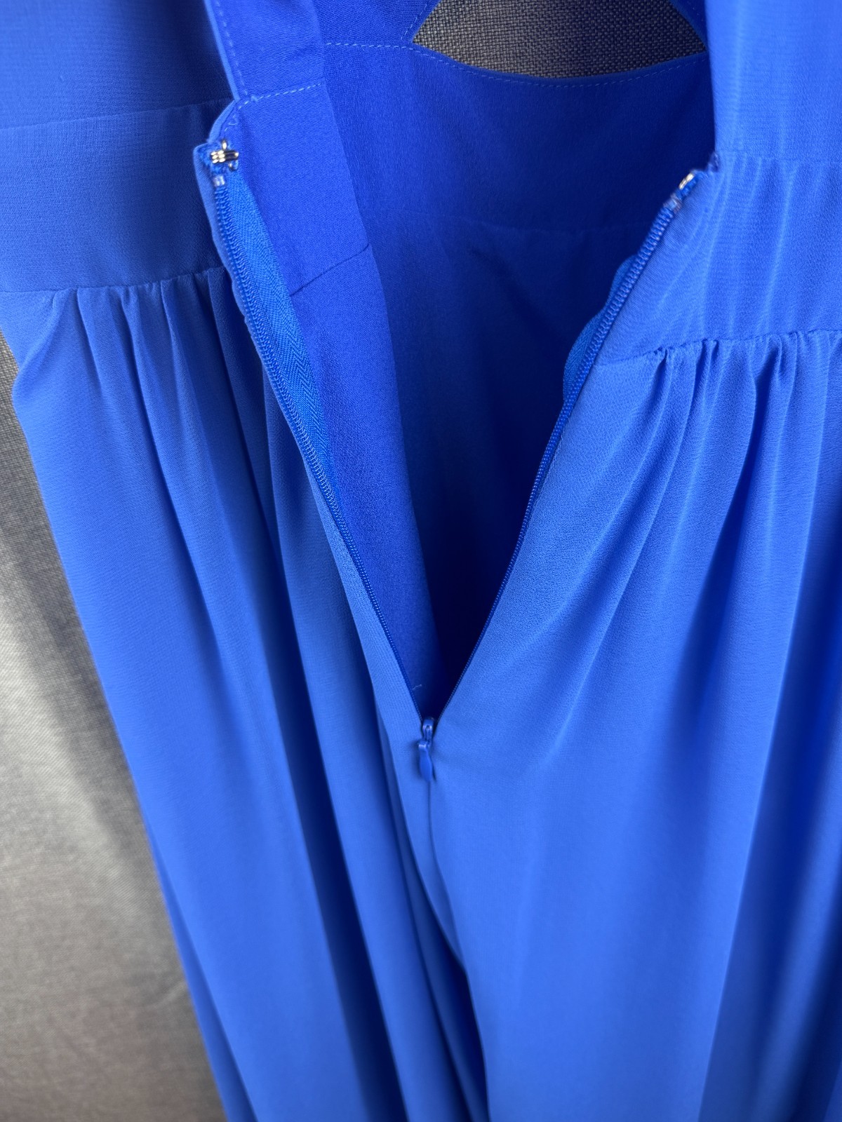 $118 BCBGeneration Women’s Blue Flutter Sleeve Cutout Fit & Flare Dress Size 8