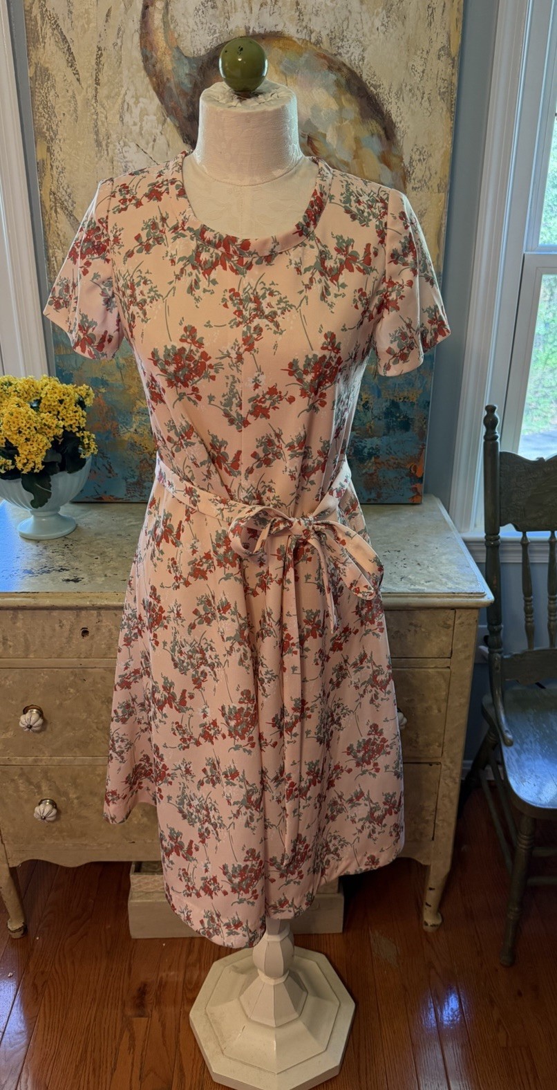 VTG Custom Short Sleeve Garden Floral Double-knit Stretch BeltedShift Dress-M/L