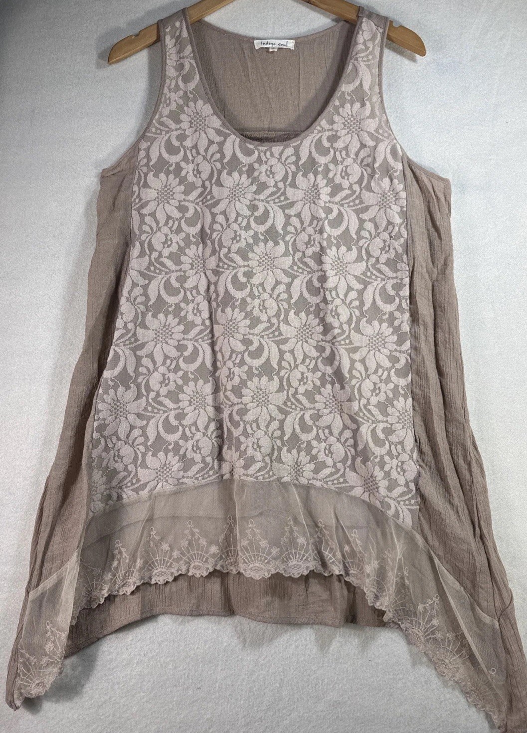 Indigo Soul Womens Large Brown Tan Lace Sleeveless Top Thin Tunic Top Large