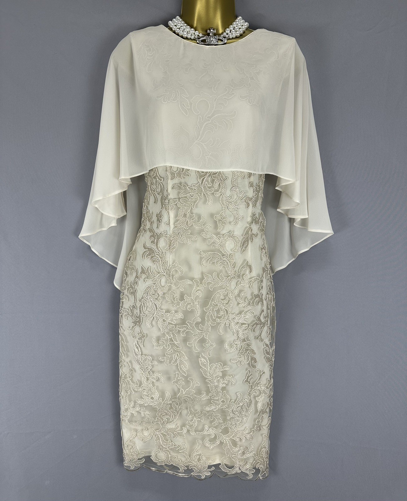 Gina Bacconi cream lace cape style mother of the bride/groom dress 12